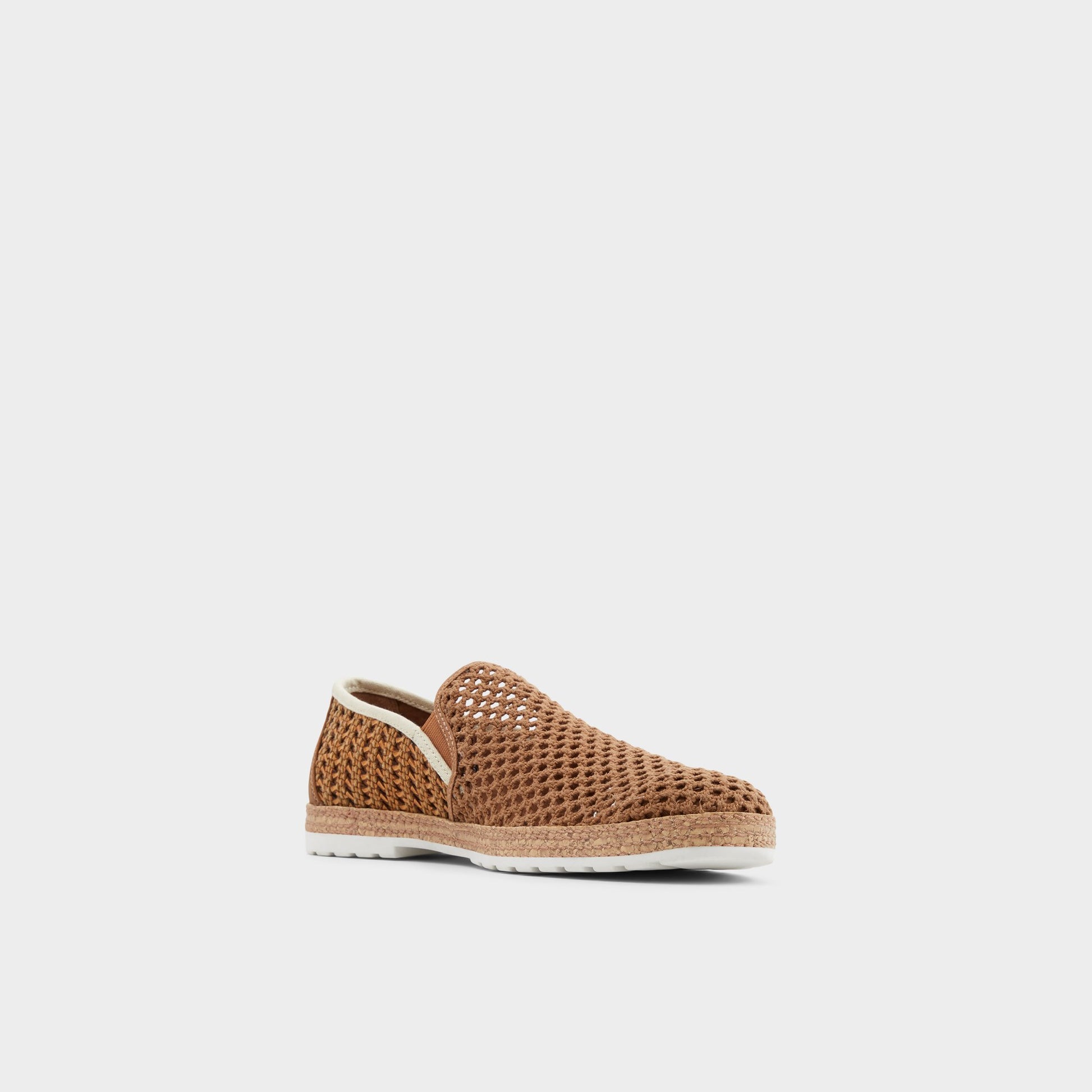 Three-quarter angle of Cognac Kianou Espadrille's front side