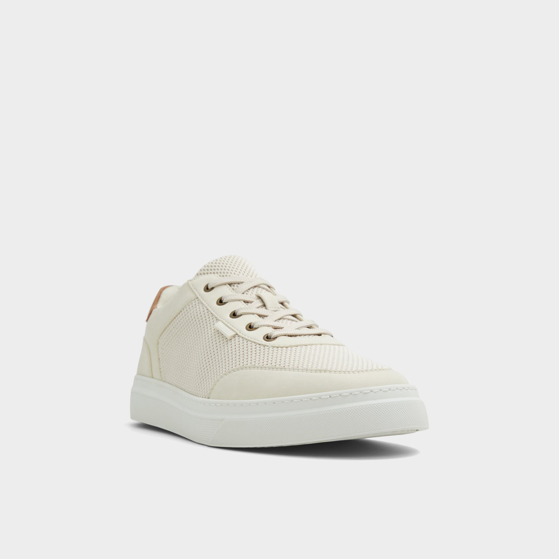 Three-quarter angle of Bone Mcenroe Low top sneaker's front side