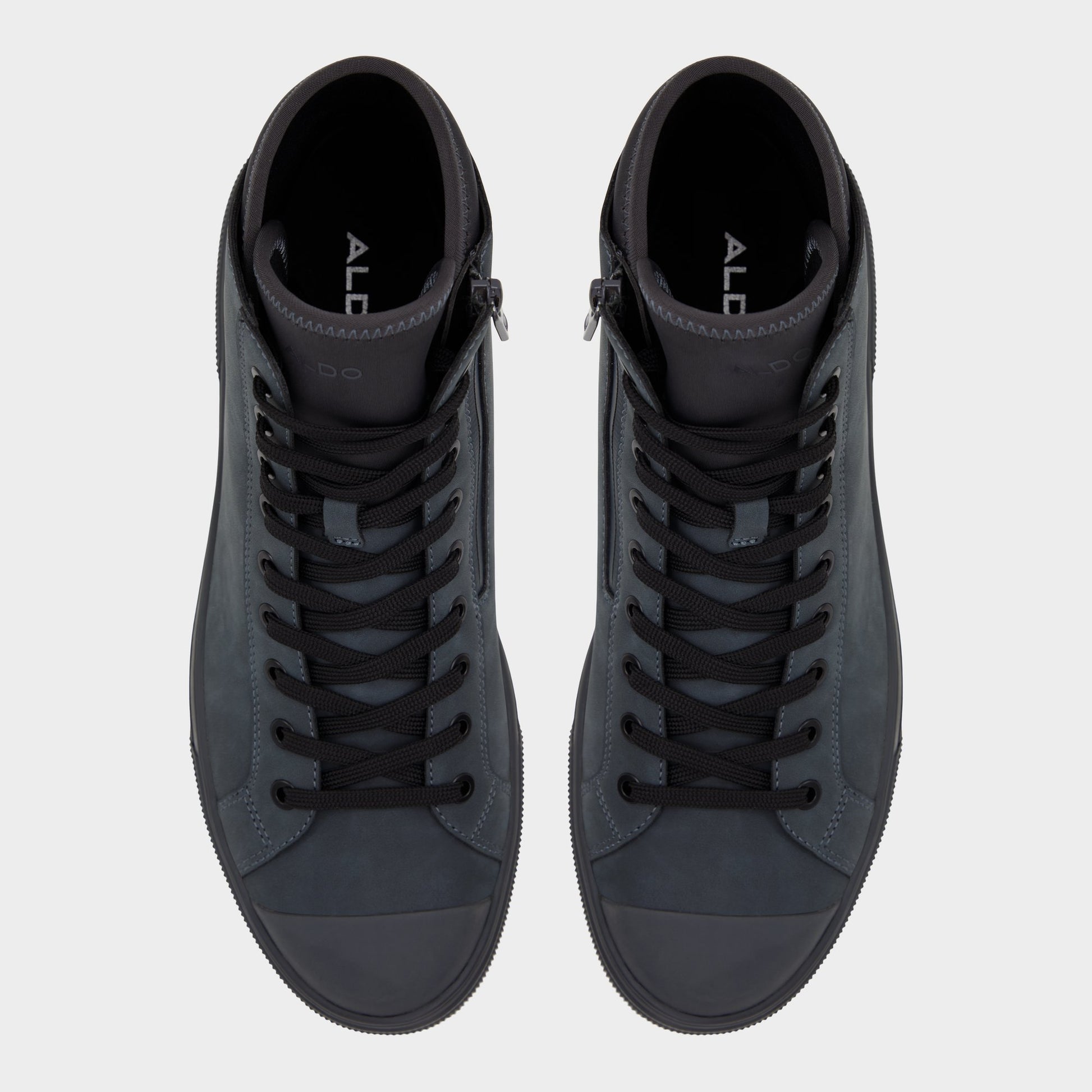 Top-down view of the Dark Grey Estanqueiro Lace-up boot