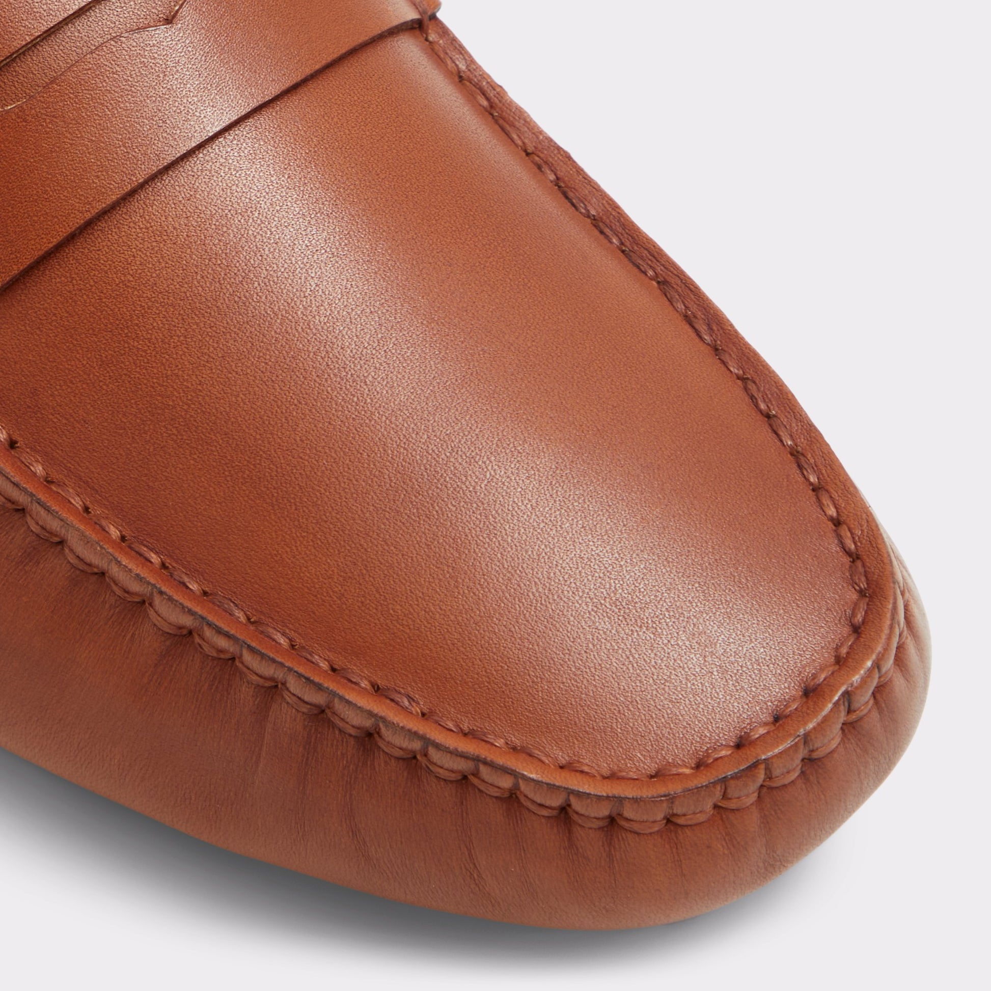Close-up of the Cognac Mackay Driving shoe