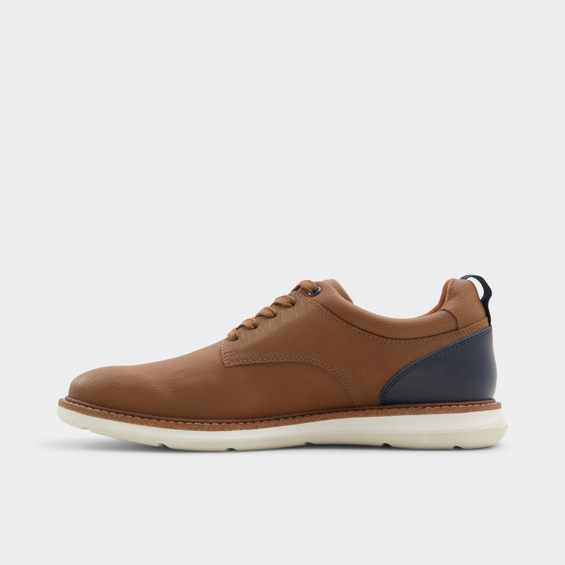 Side view of Cognac Preth Oxford shoe