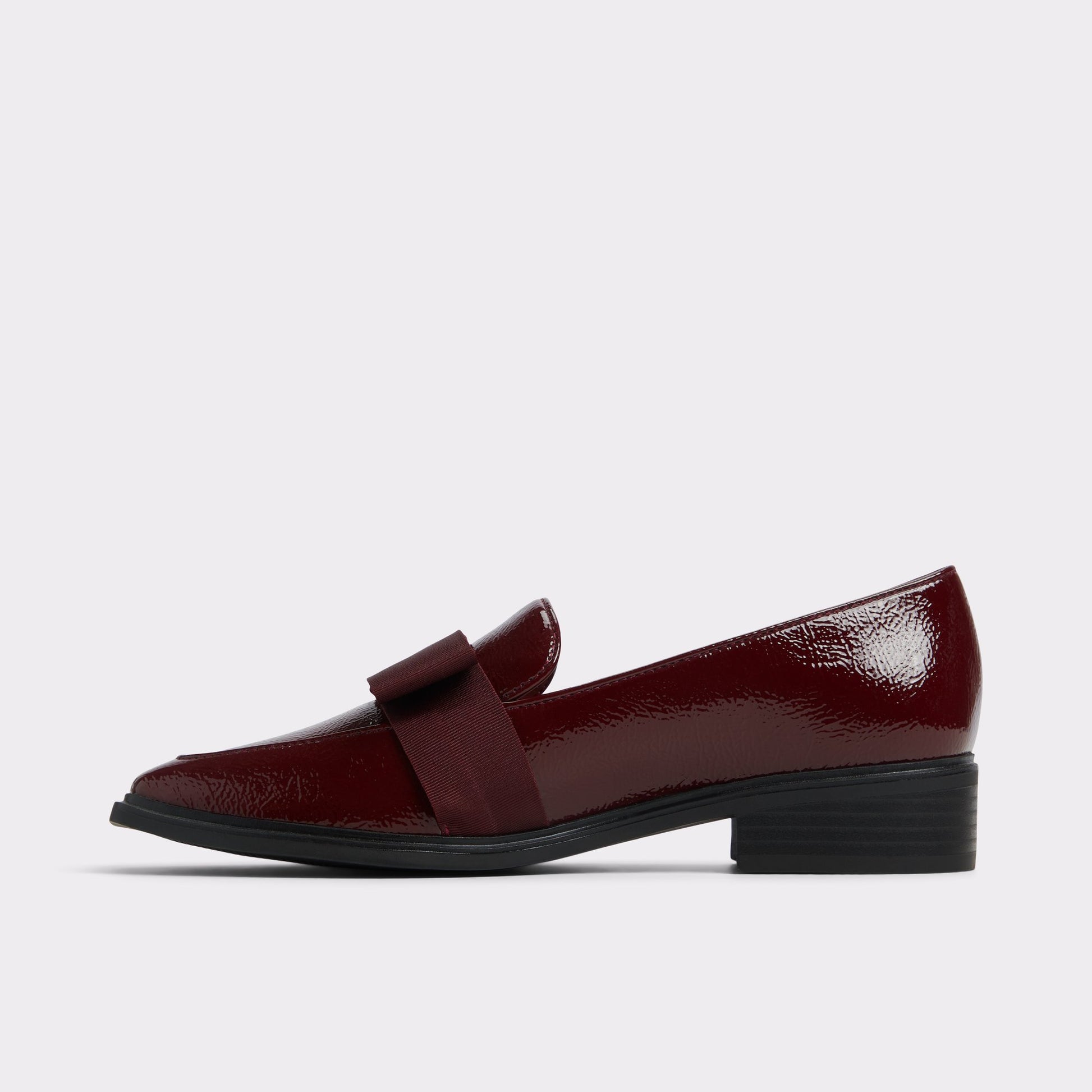 Side view of Bordo Hairalle Loafer