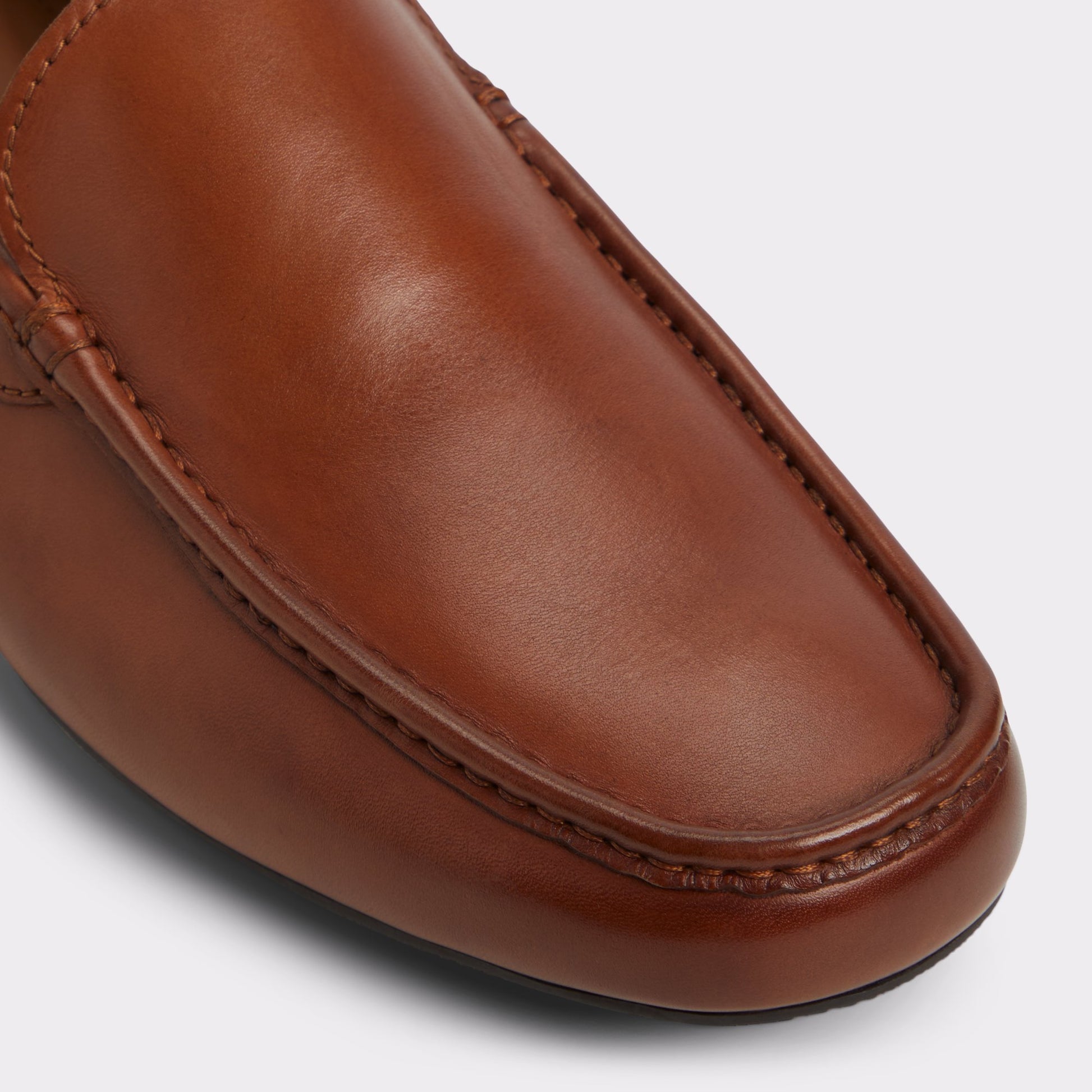 Close-up of the Cognac Ederrac Driving shoe