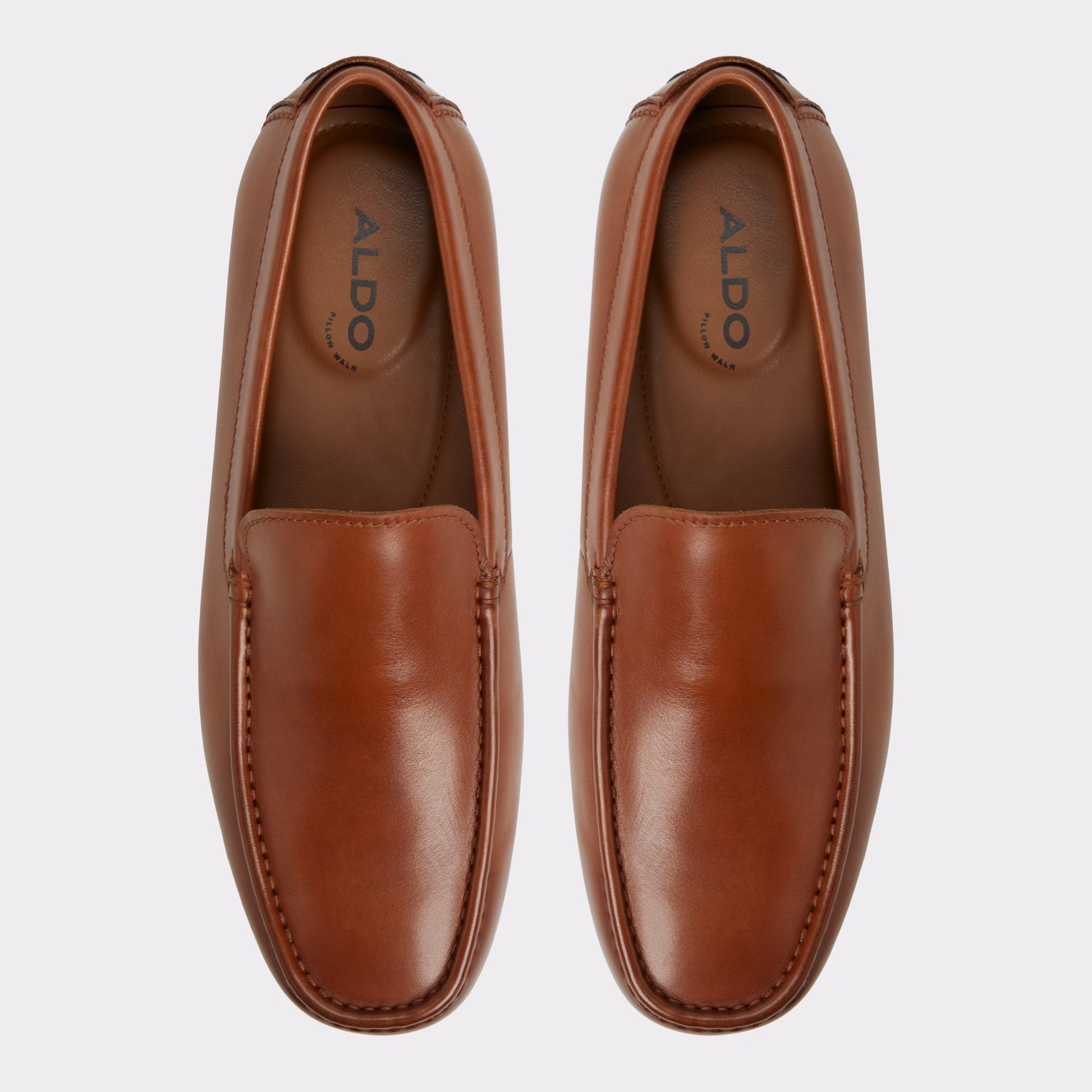 Top-down view of the Cognac Ederrac Driving shoe
