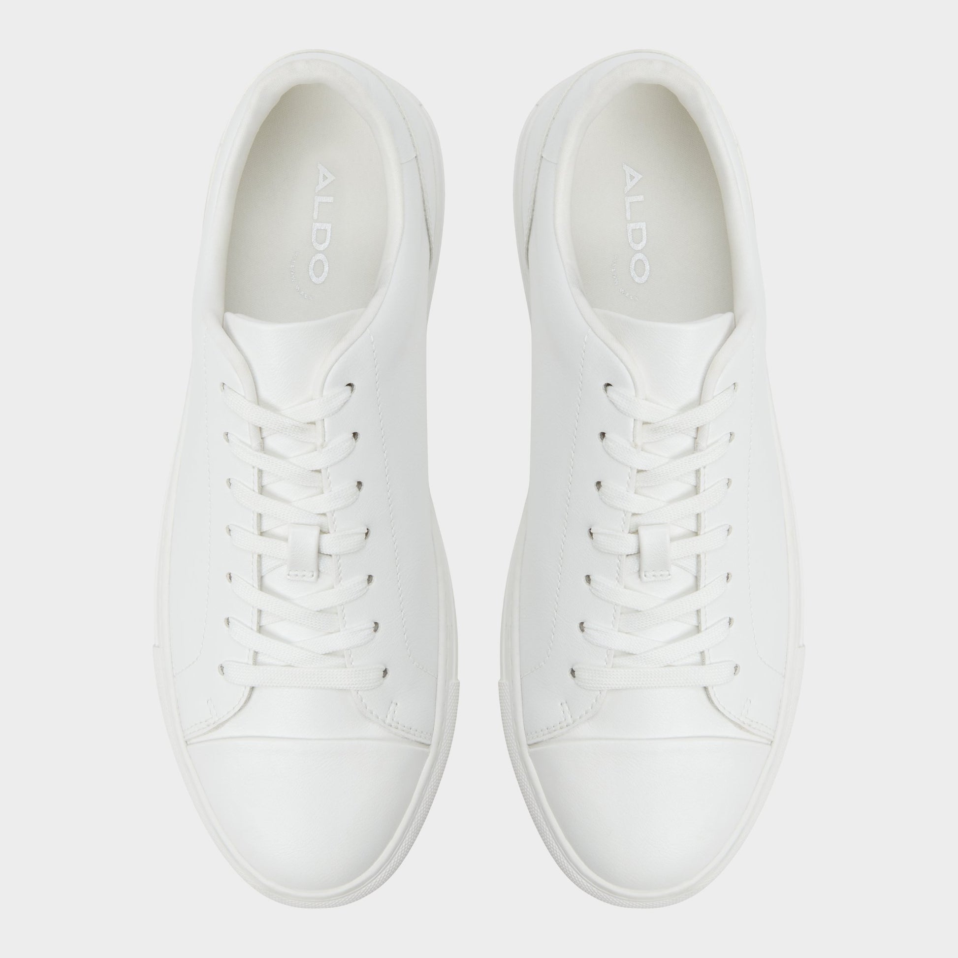 Top-down view of the White Belford Low top sneaker