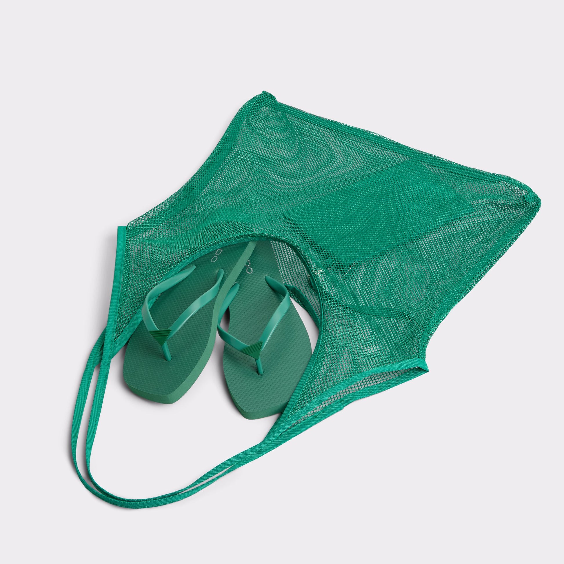 Highlighted view of a pair of Medium Green Beachready Flip flops