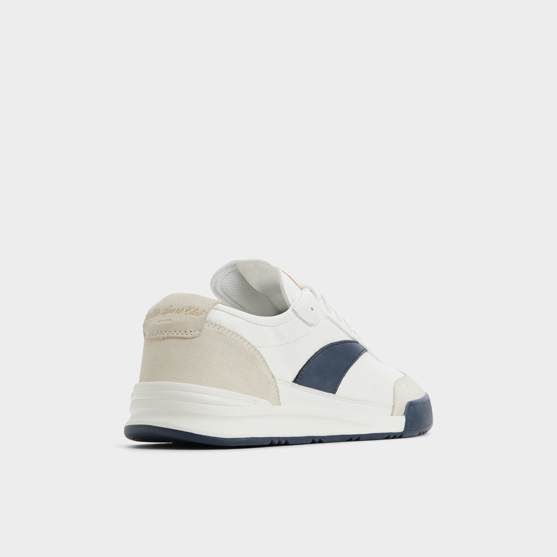 Three-quarter angle of White/Navy Clubmtl Low top sneaker's back side
