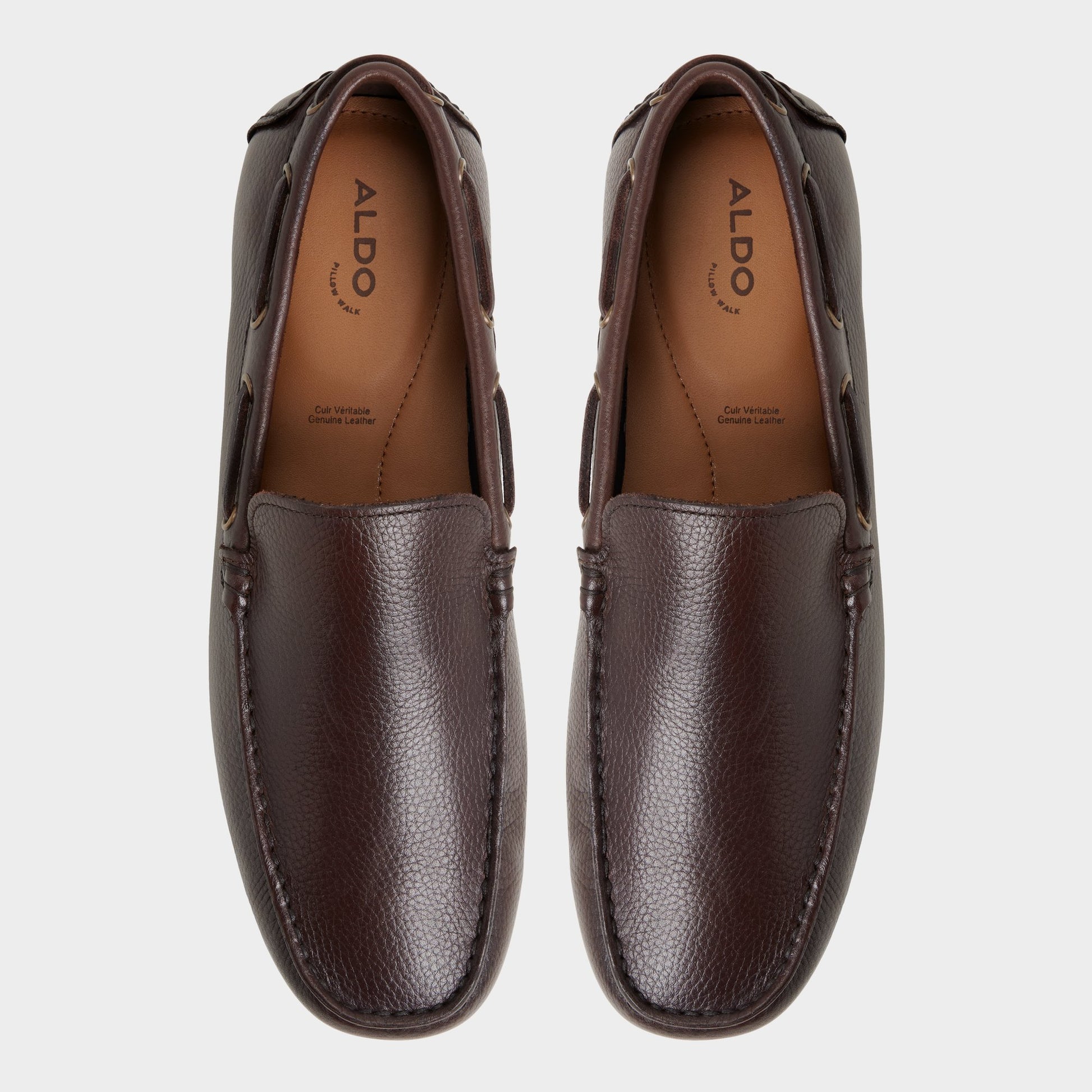 Top-down view of the Dark brown Horton-in Driving shoe