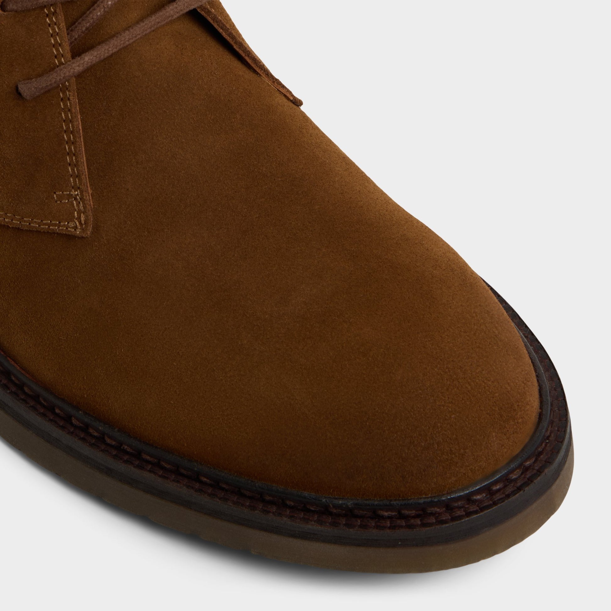 Close-up of the Dark Beige Zucca Chukka boot