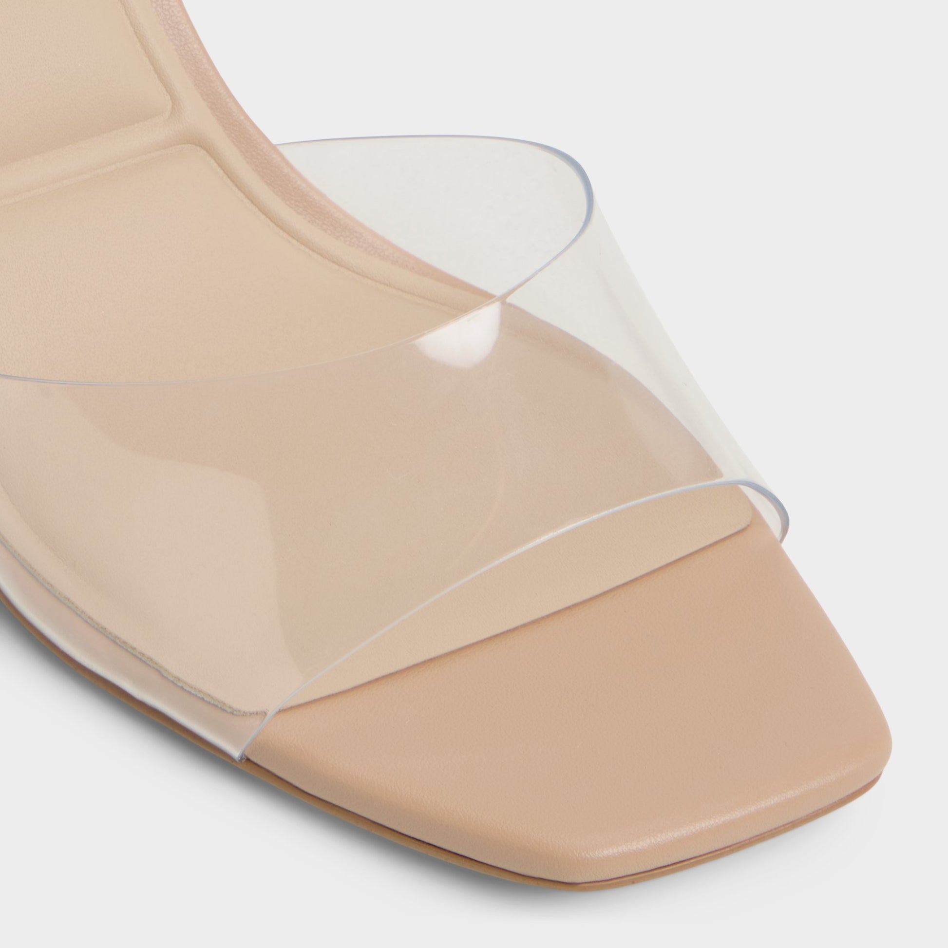 Close-up of the Beige Andyana Slingback heeled sandal