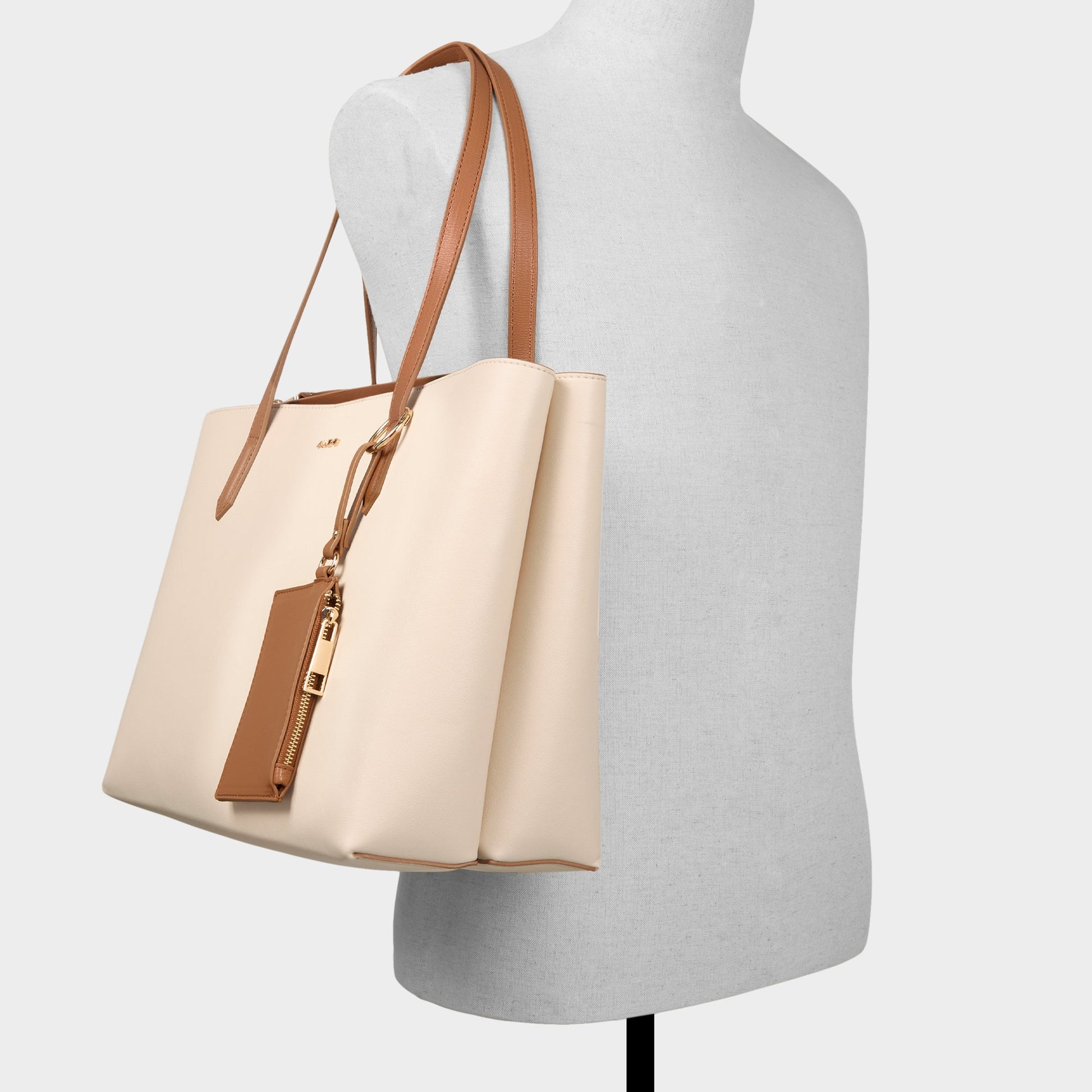 Product media for Ysabelle