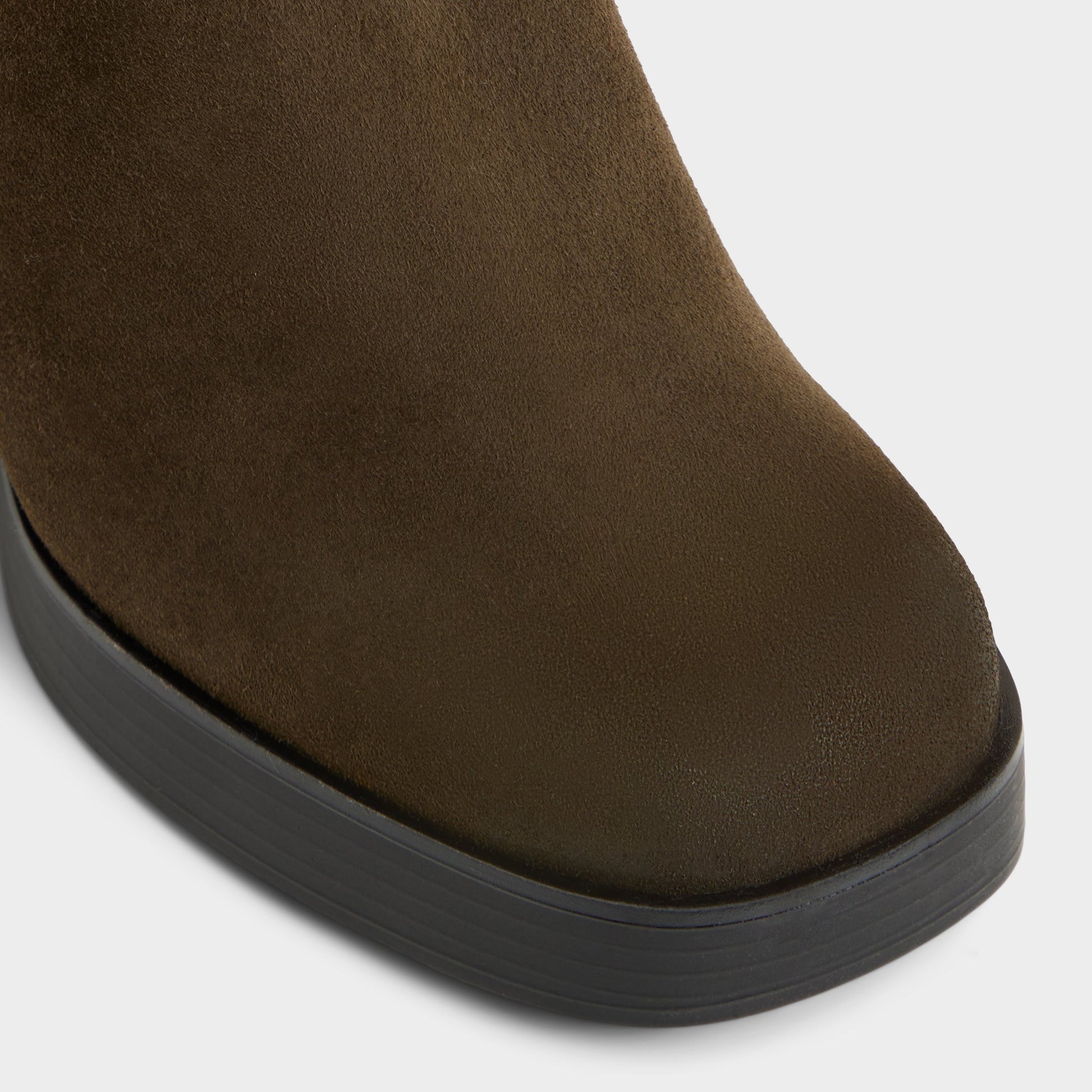 Close-up of the Dark brown Seraphica Ankle boot