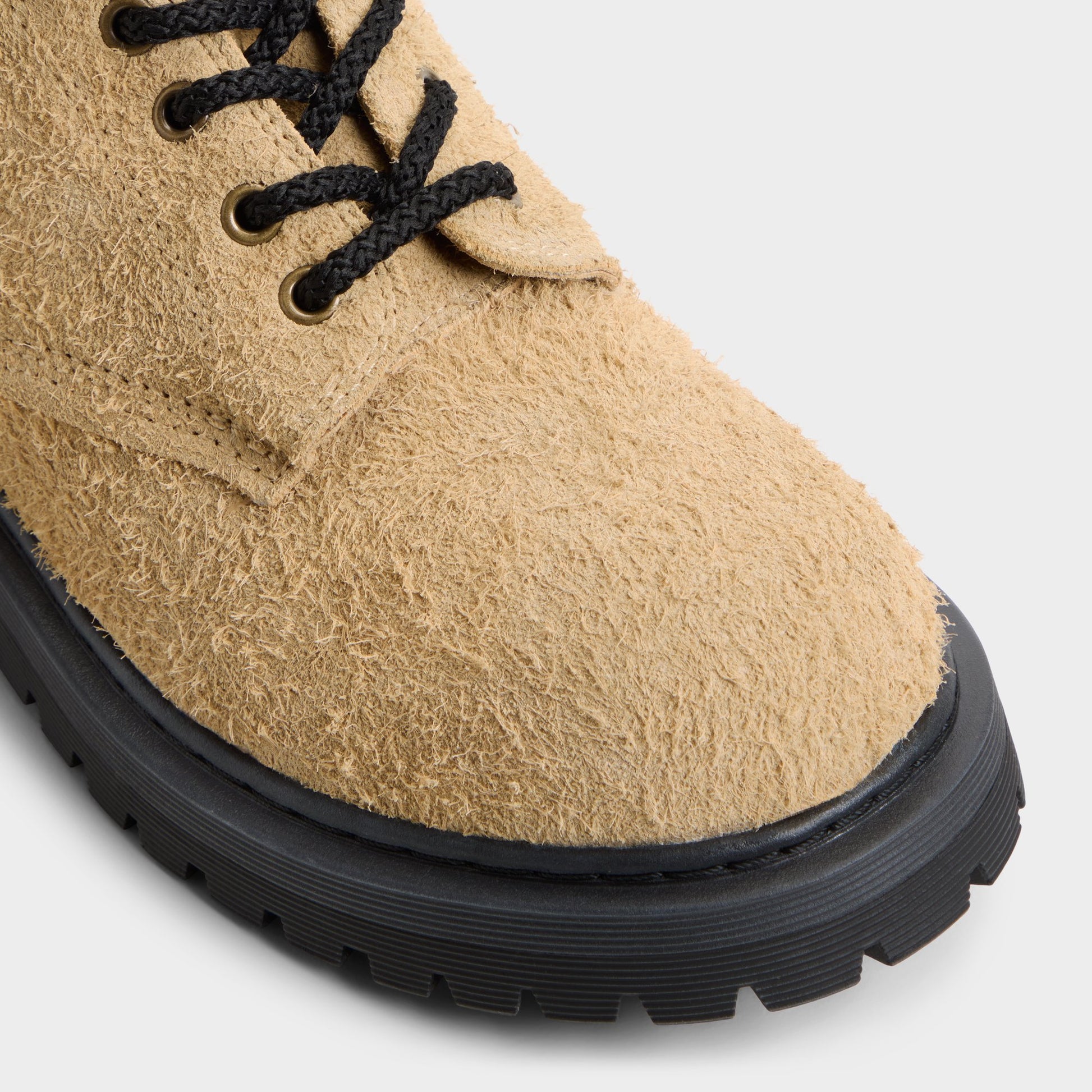 Close-up of the Sand Doublezero Combat boot
