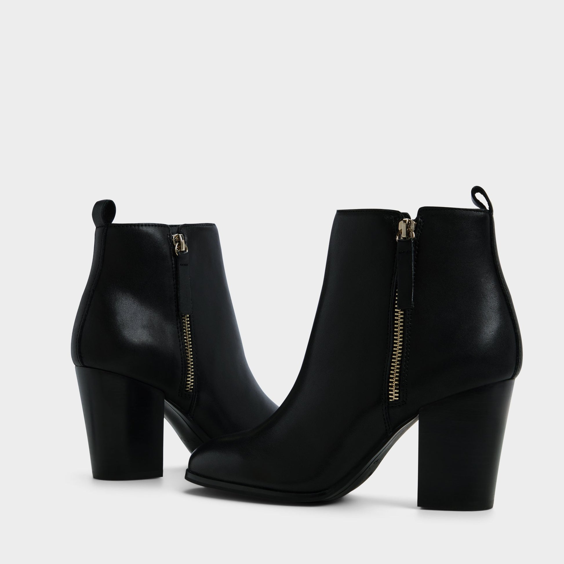 Highlighted view of a pair of Black Noemieflex Ankle boots