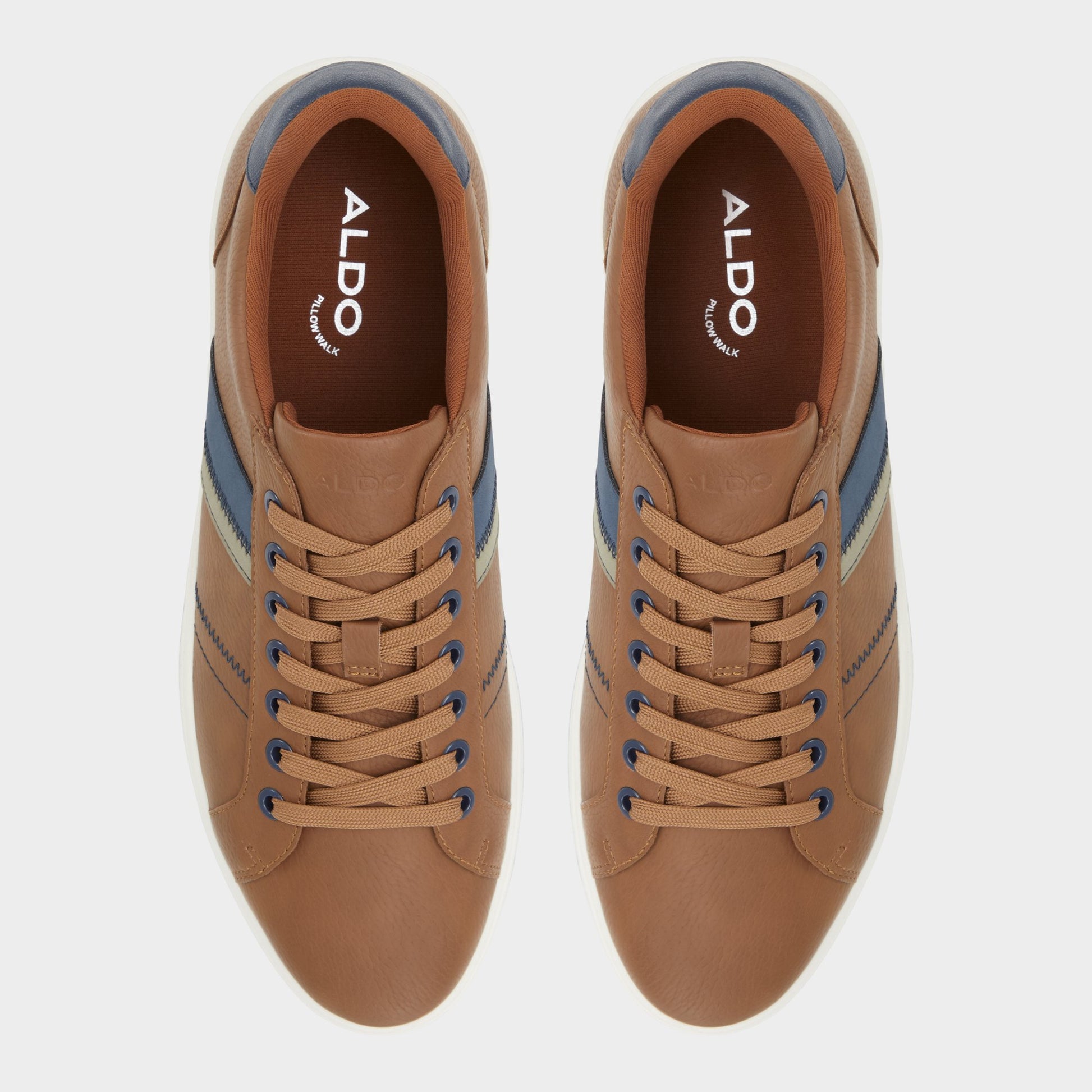Top-down view of the Cognac Citywalk Low top sneaker