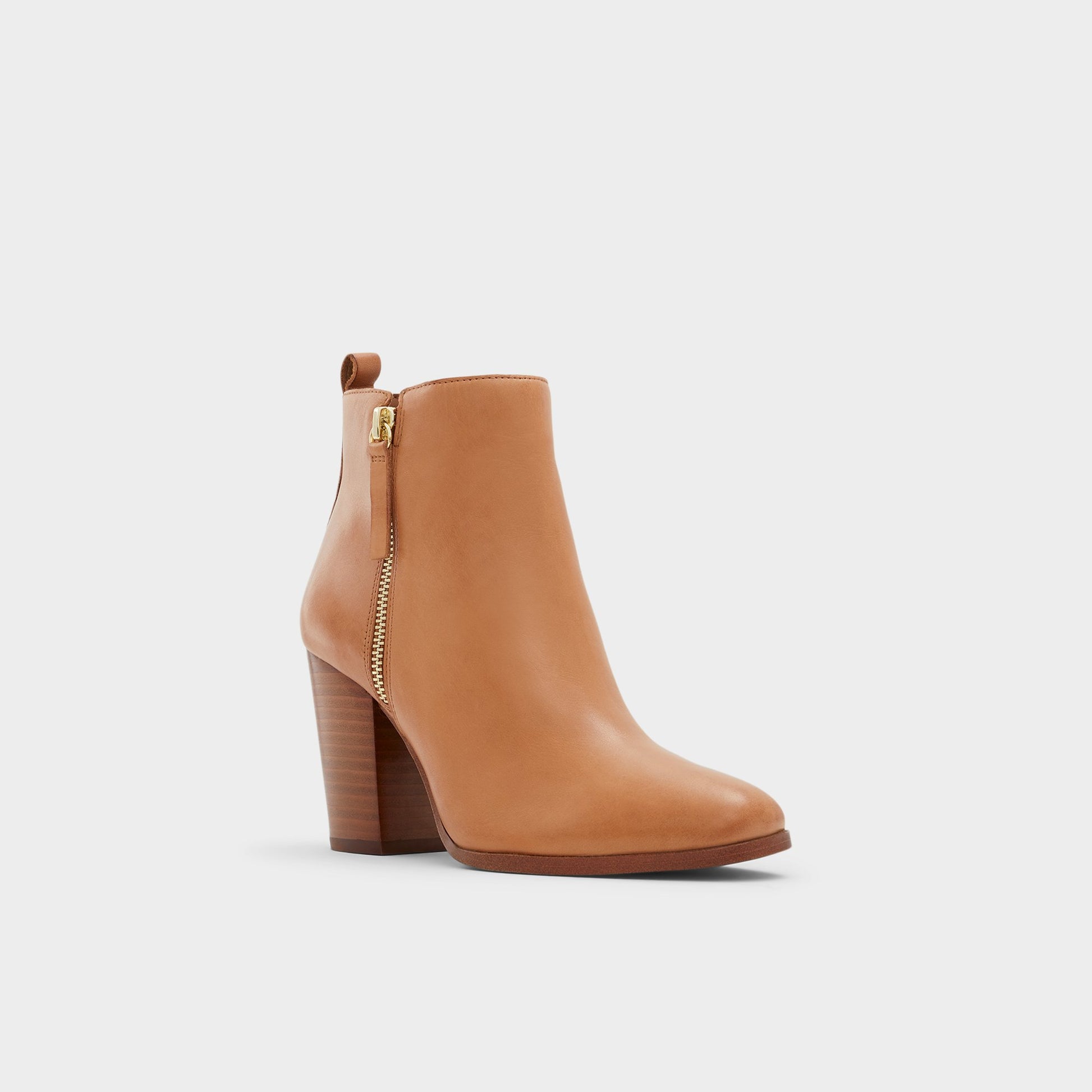 Three-quarter angle of Dark Beige Noemieflex Chelsea boot's front side
