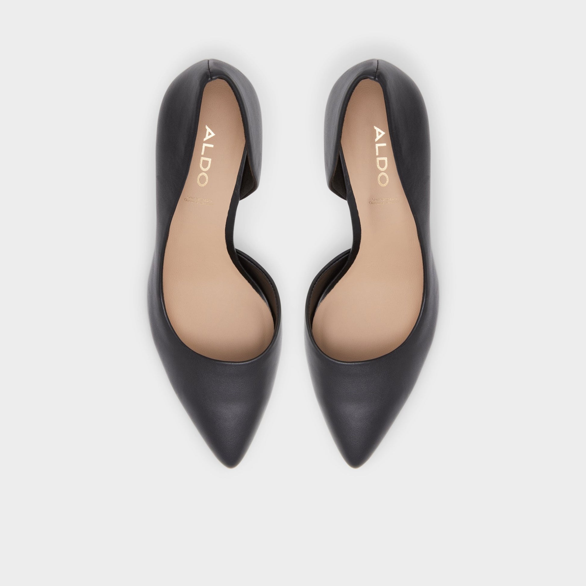 Top-down view of the Black Vralg High heel shoe