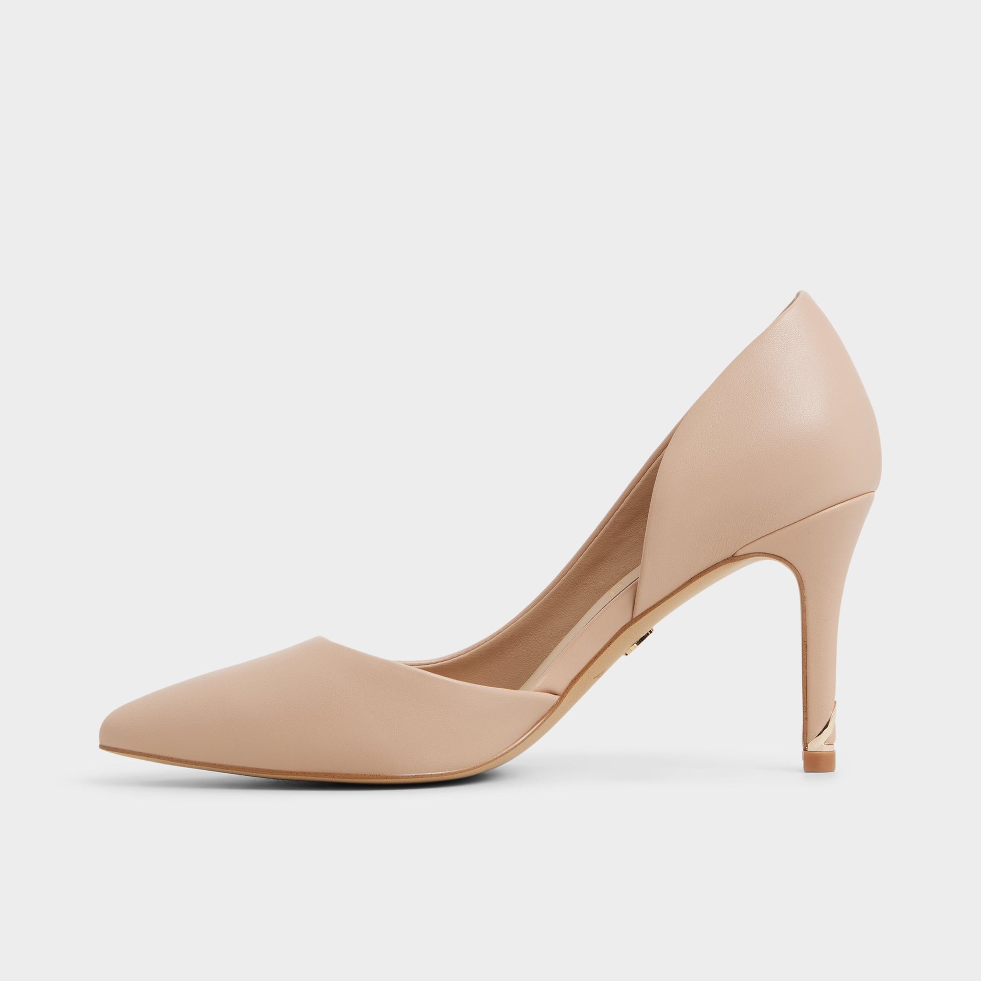 Side view of Bone Vralg High heel shoe