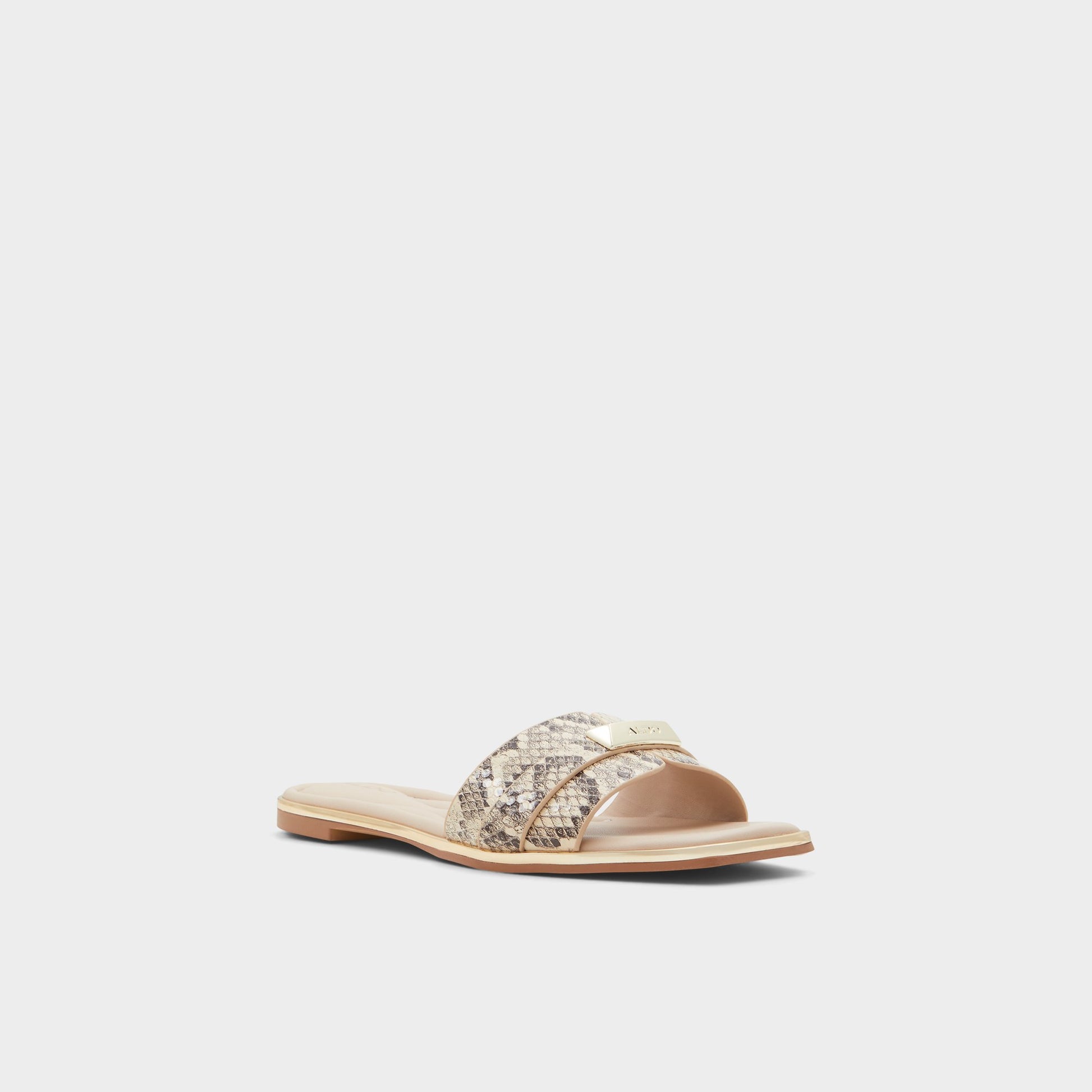 Three-quarter angle of Natural Darine Slide sandal's front side