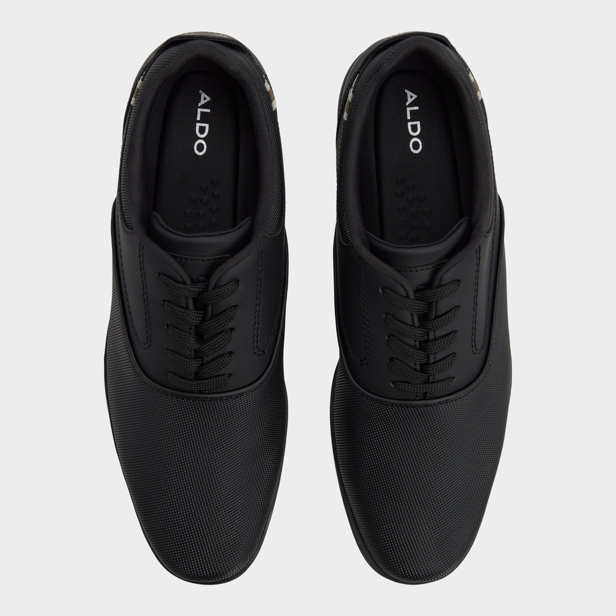 Top-down view of the Black Sturus Oxford shoe