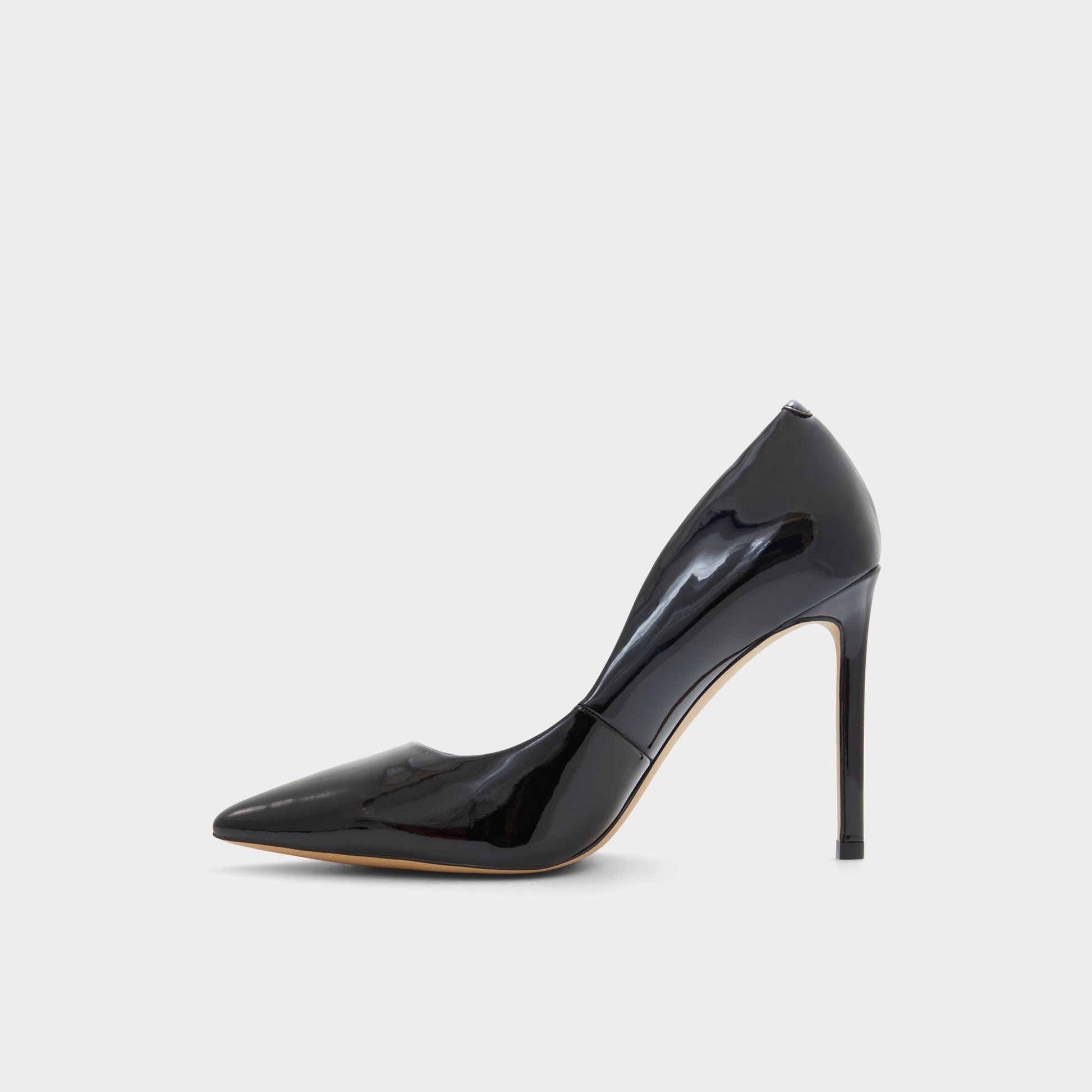 Side view of Black Stessy2.0 Pump