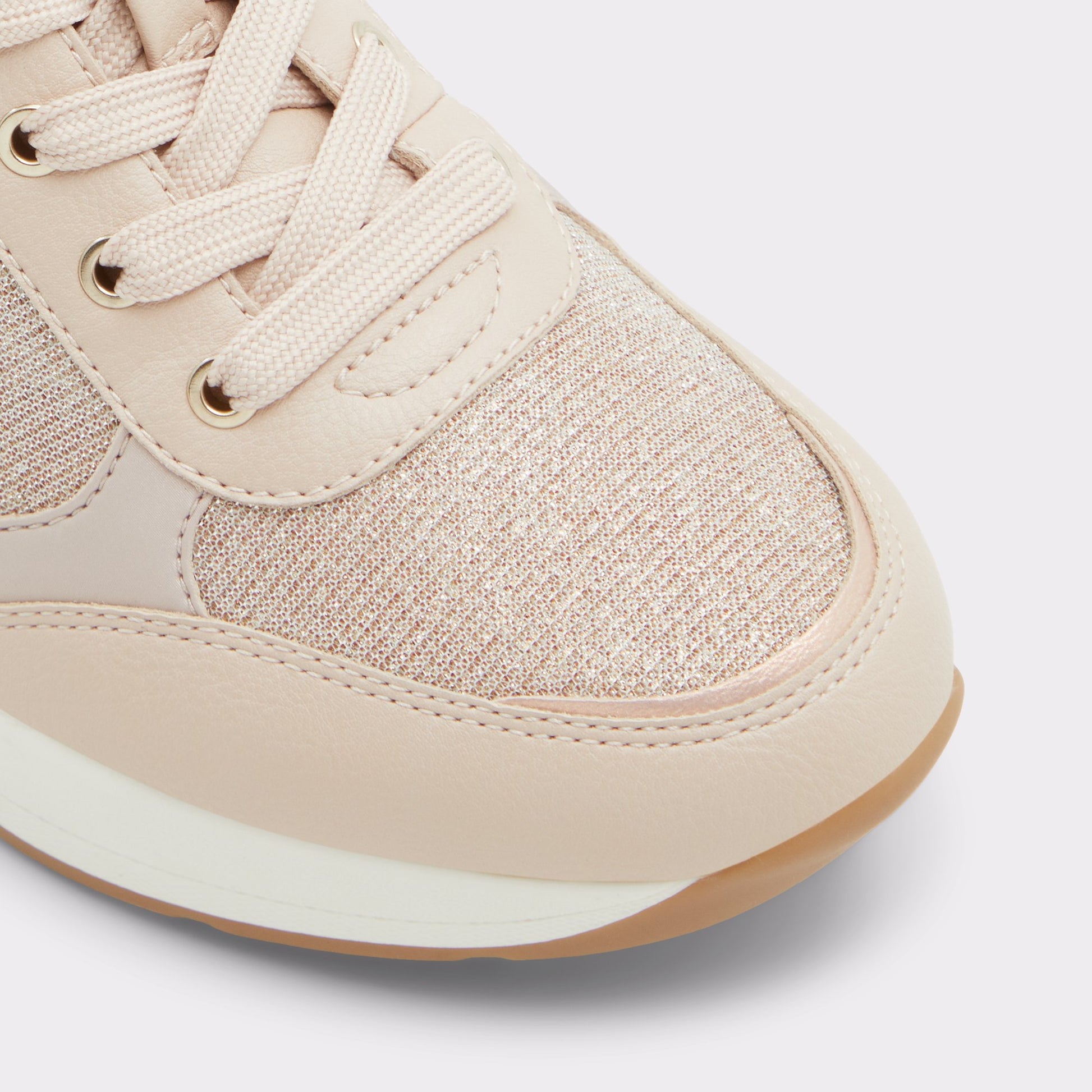 Gros plan de la Autre Rose Iconistep Sneaker