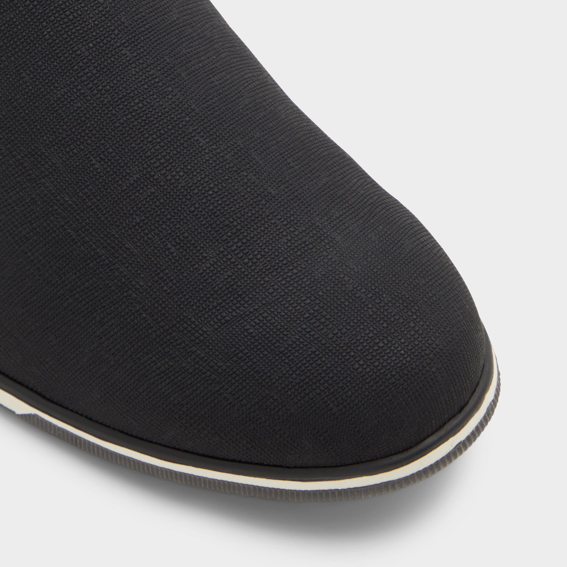 Gros plan de la Noir Braunbock Mocassin
