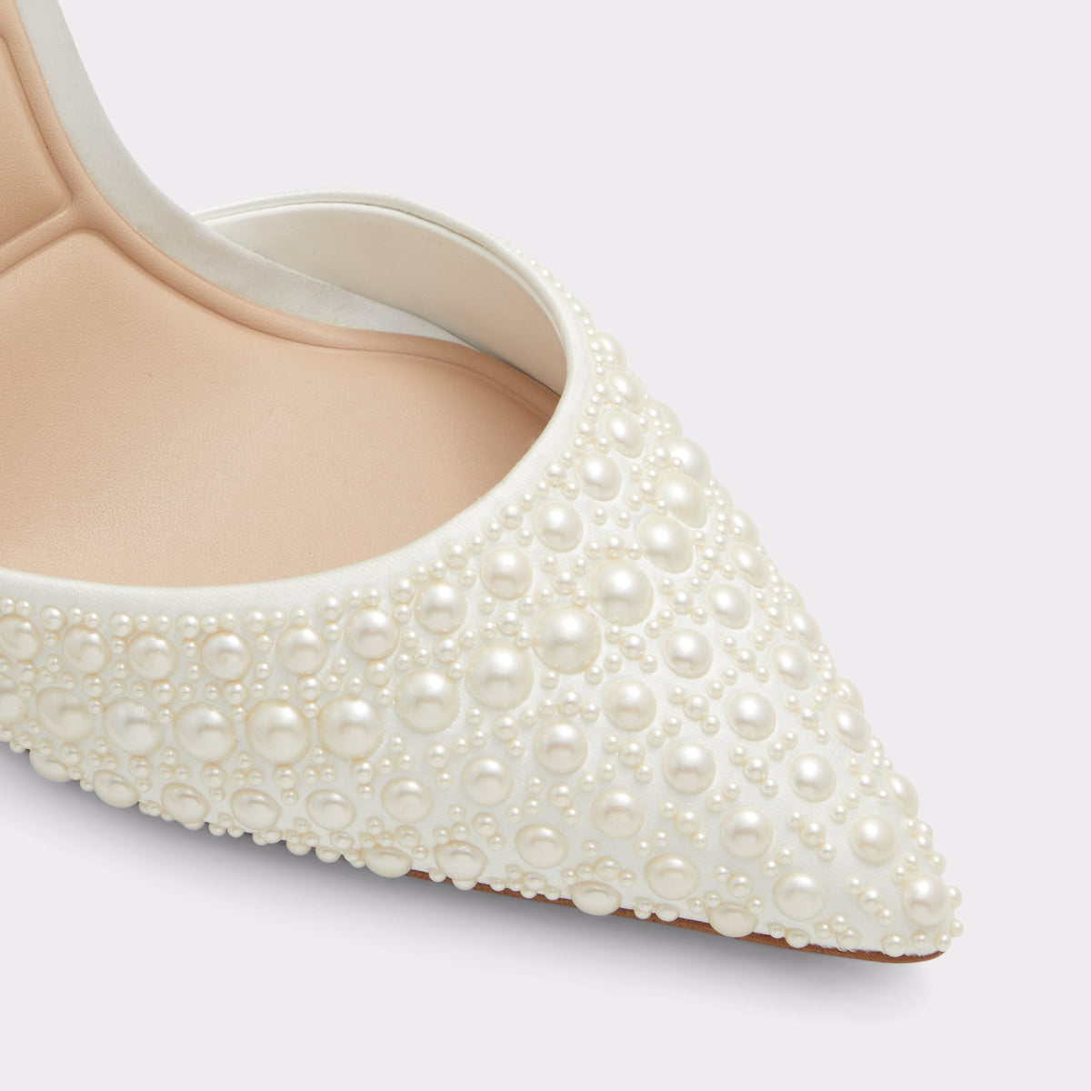 Close-up of the White Derperla Strappy heeled shoe
