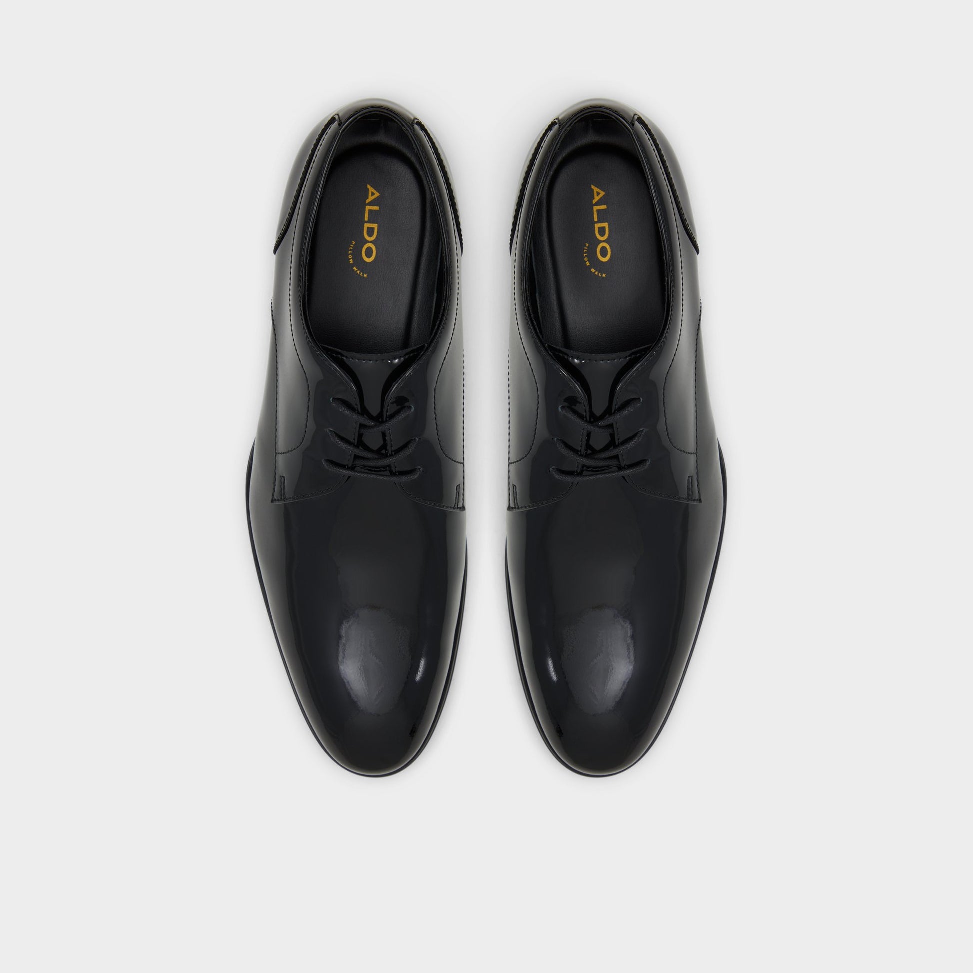 Top-down view of the Open Black Kingsley Derby shoe