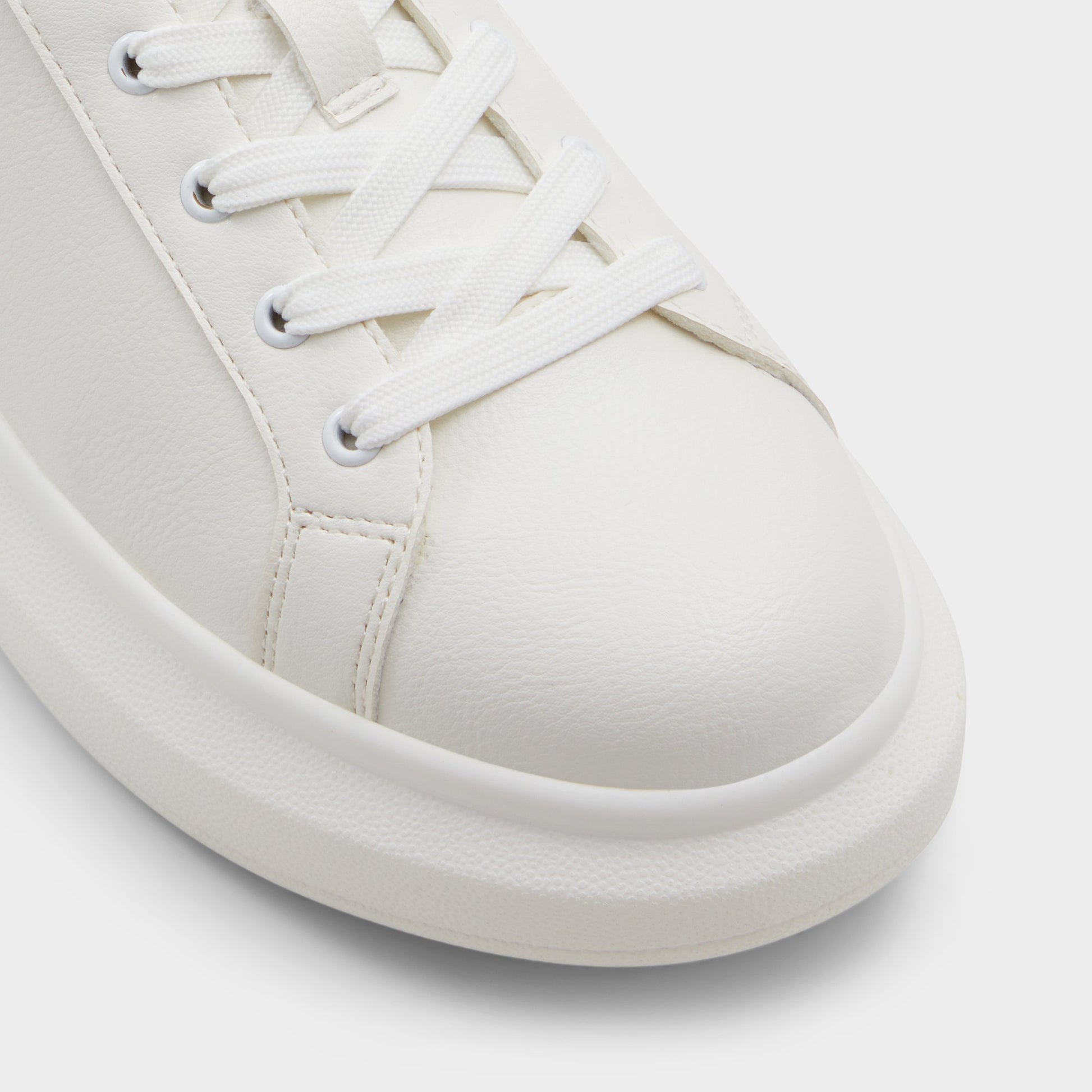 Close-up of the Other Pink Reia Low top sneaker