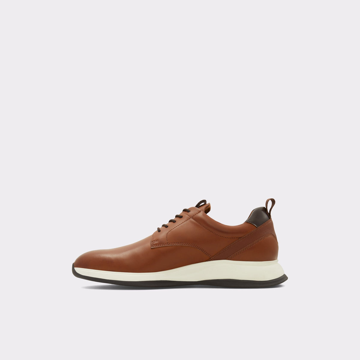 Side view of Cognac Grandspec Oxford shoe