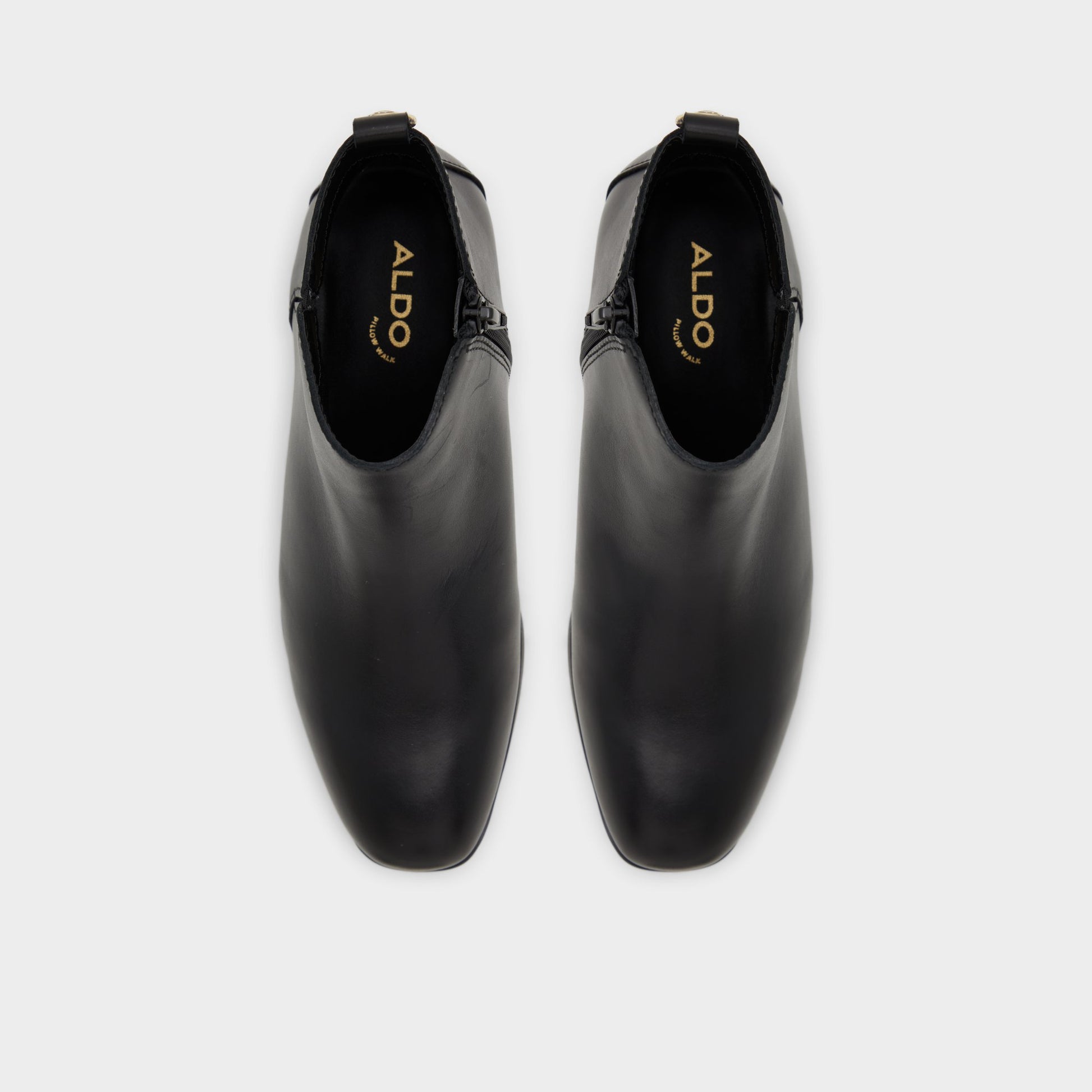 Top-down view of the Black Verity Chelsea boot
