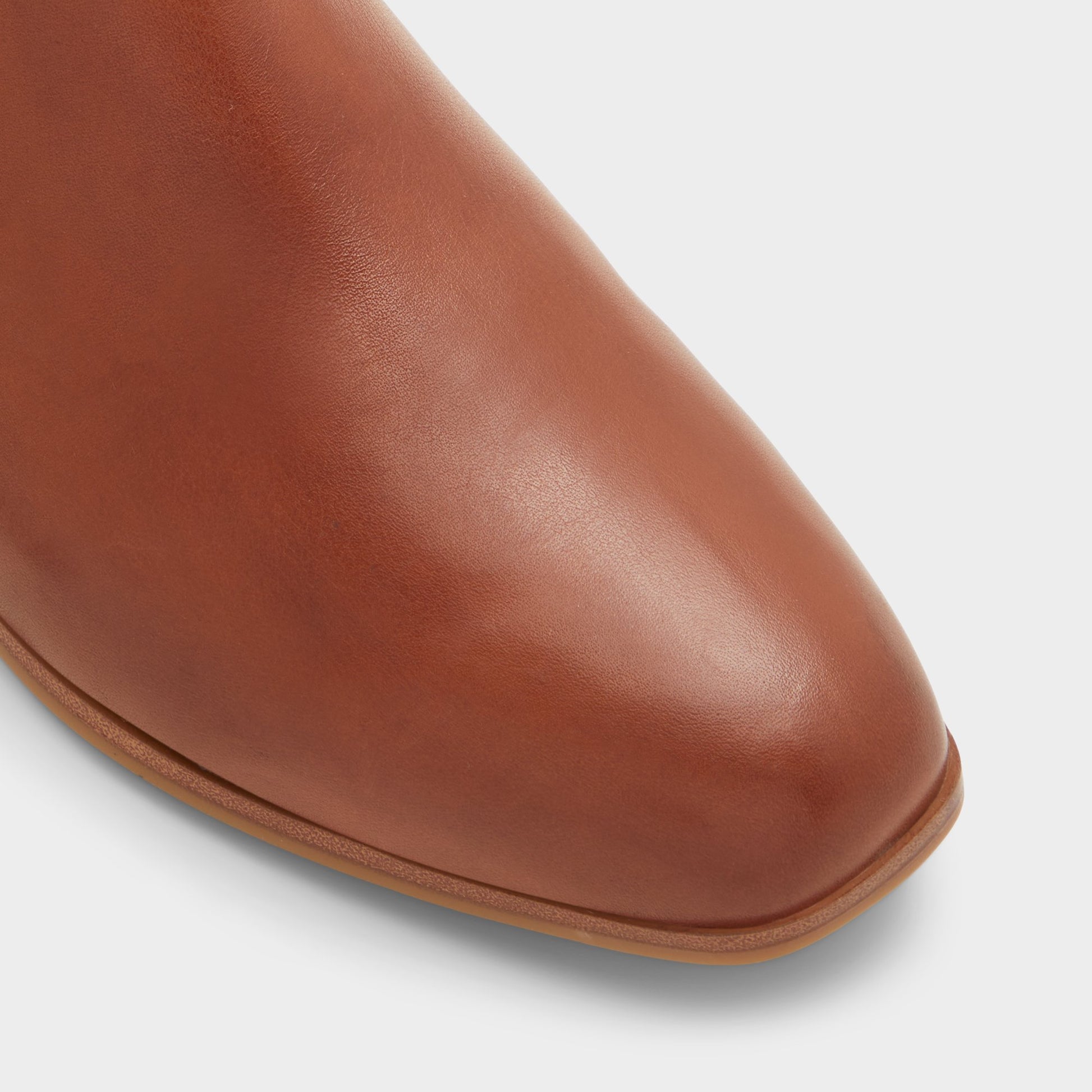 Close-up of the Rust Verity Chelsea boot