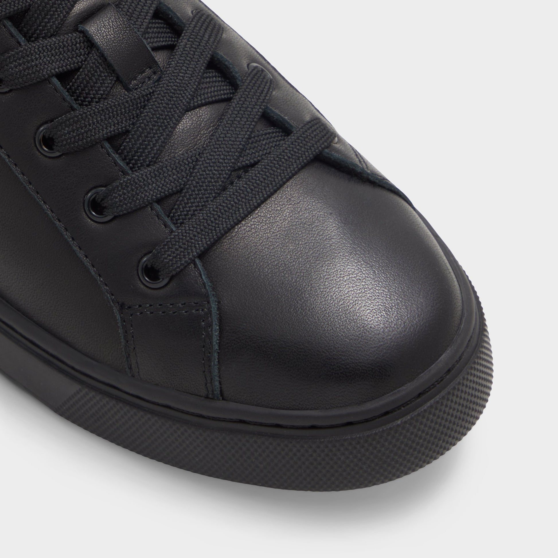 Gros plan de la Noir/Noir Woolly Sneaker bas
