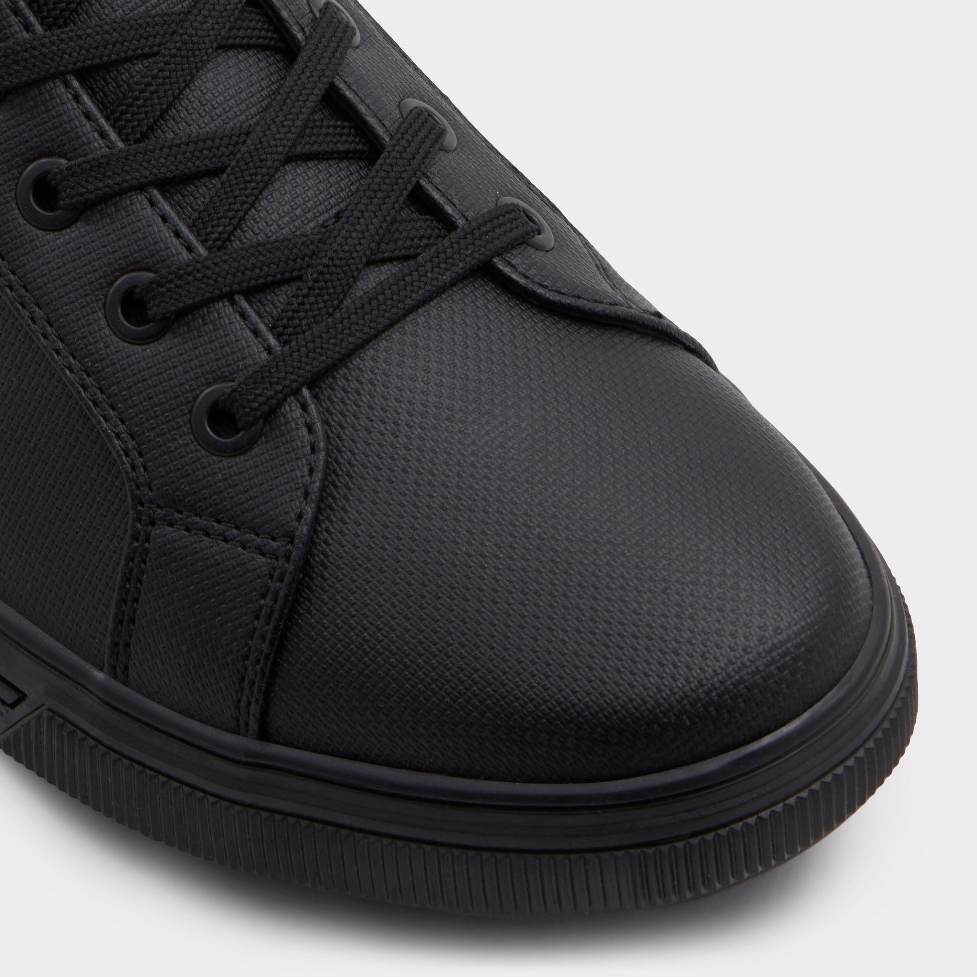 Gros plan de la Autre Noir Preralithh Lace-up boot