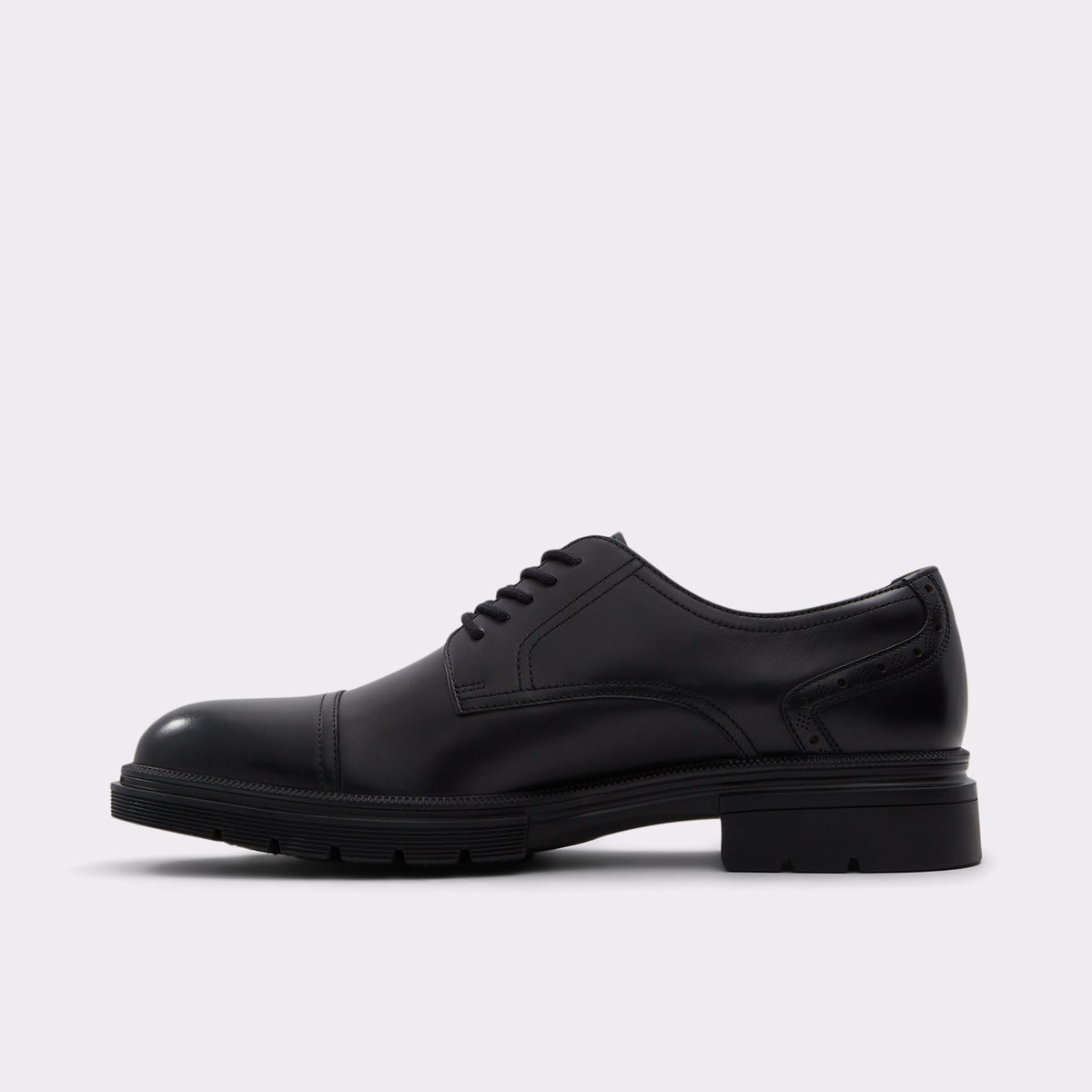Vue latérale de Noir Geller Chaussure Oxford