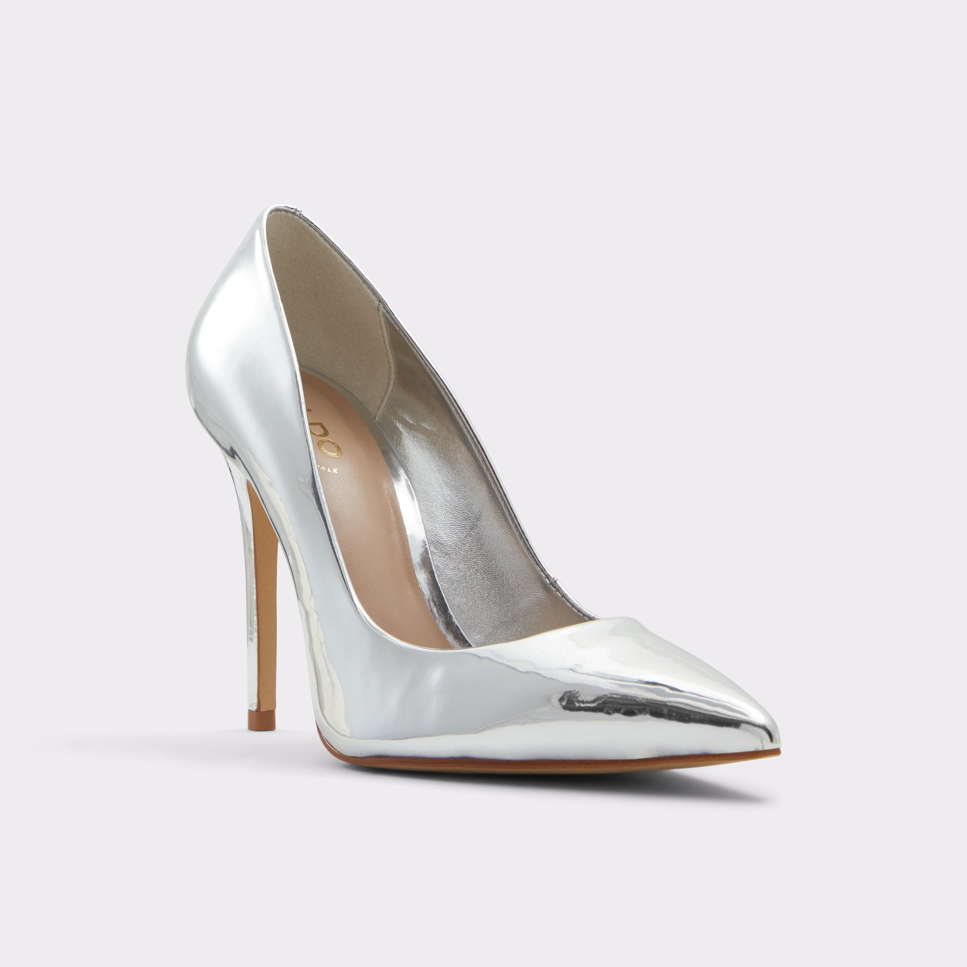 Three-quarter angle of Silver Cassedyna Stiletto pump's front side