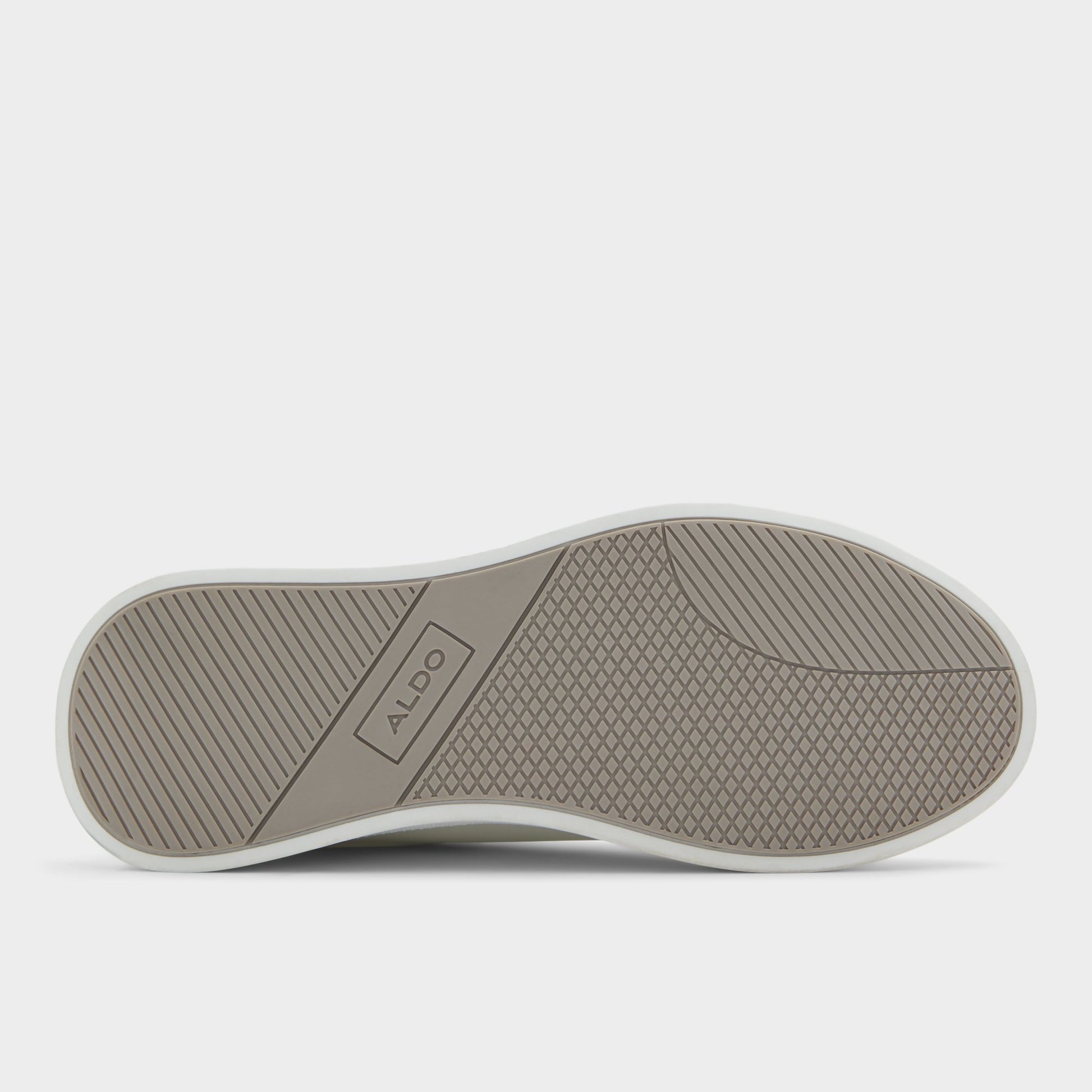 View of Natural Magnus Low top sneaker's sole