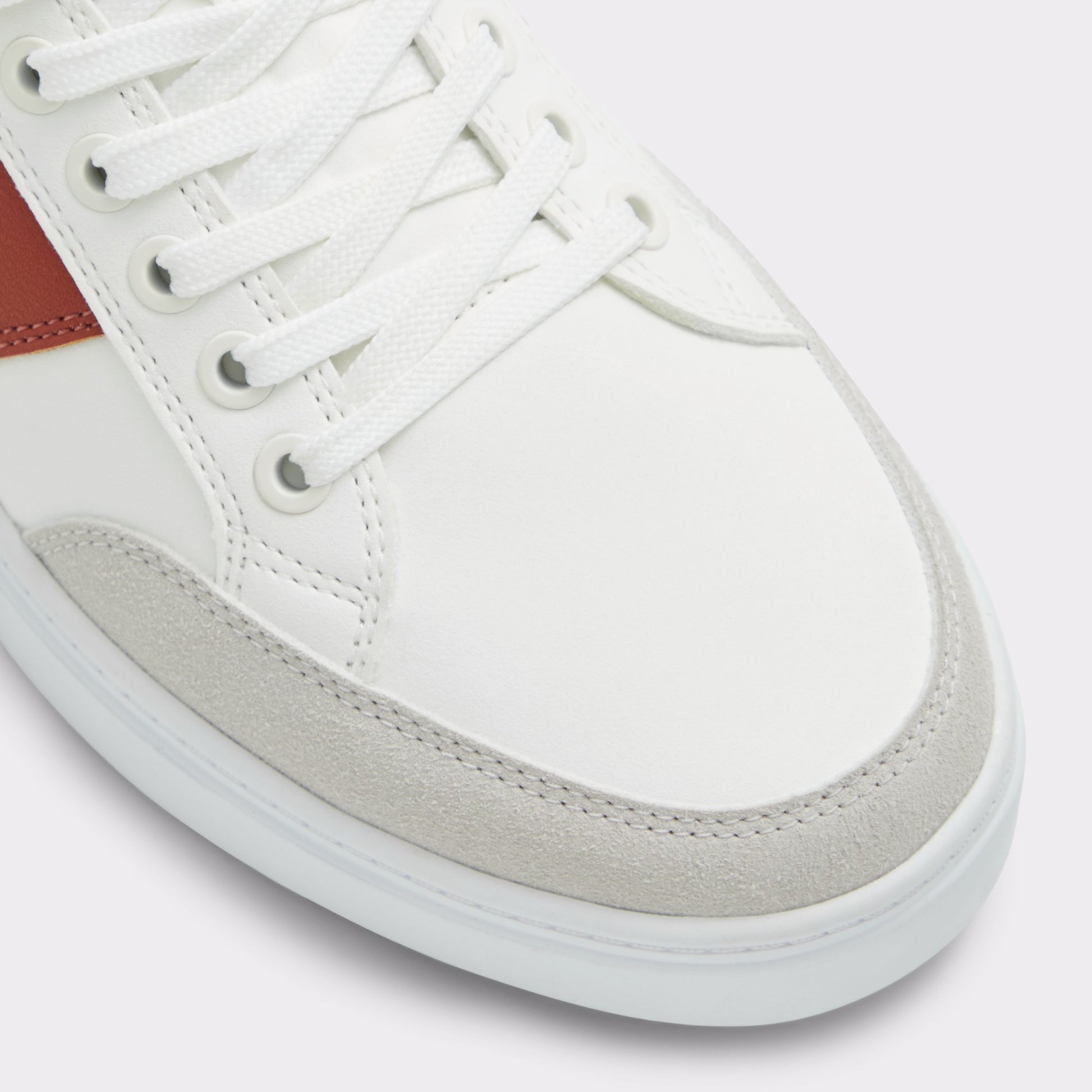 Close-up of the Other White Elio Low top sneaker