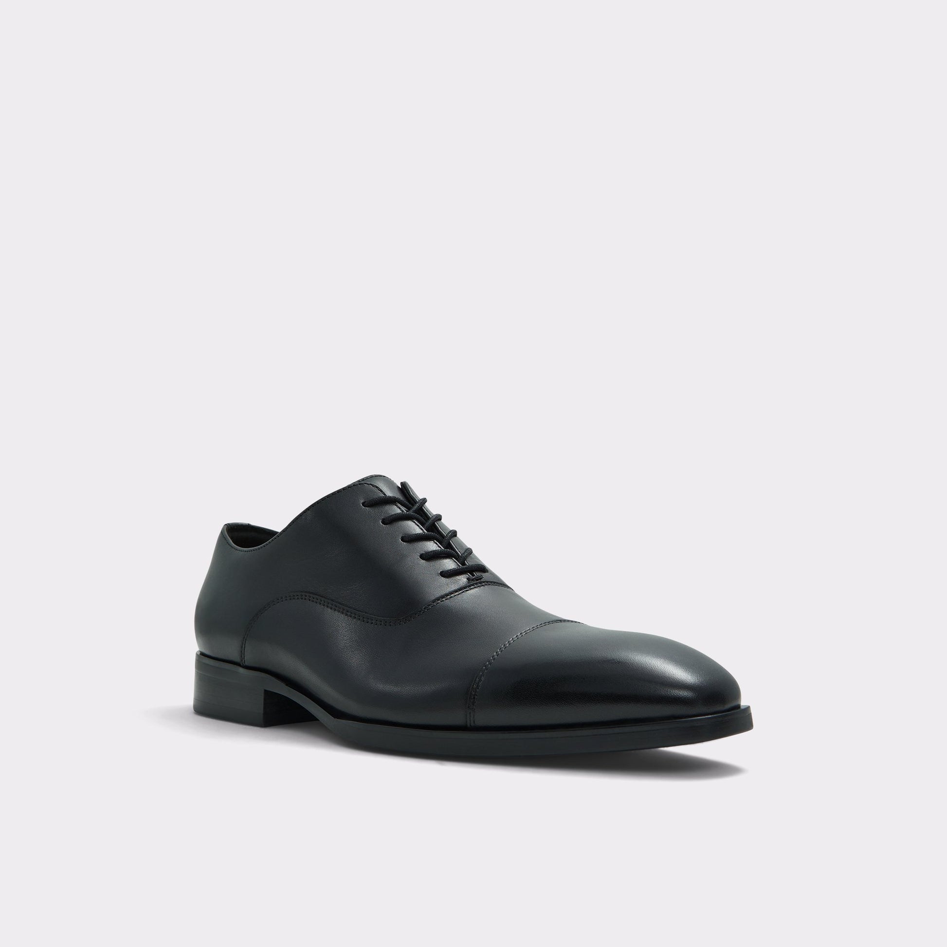Three-quarter angle of Black Decker Oxford shoe's front side