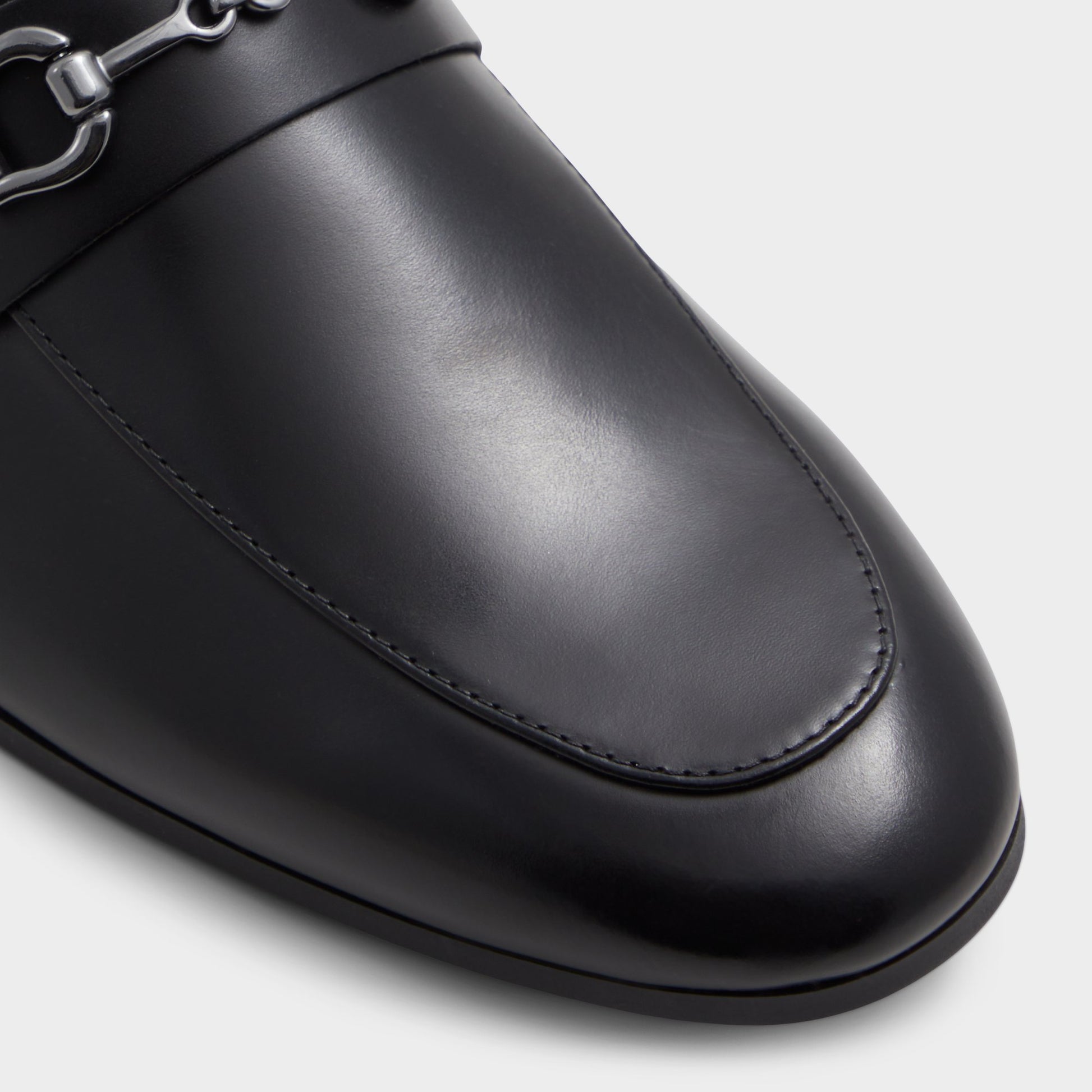 Close-up of the Open Black Marinho Loafer