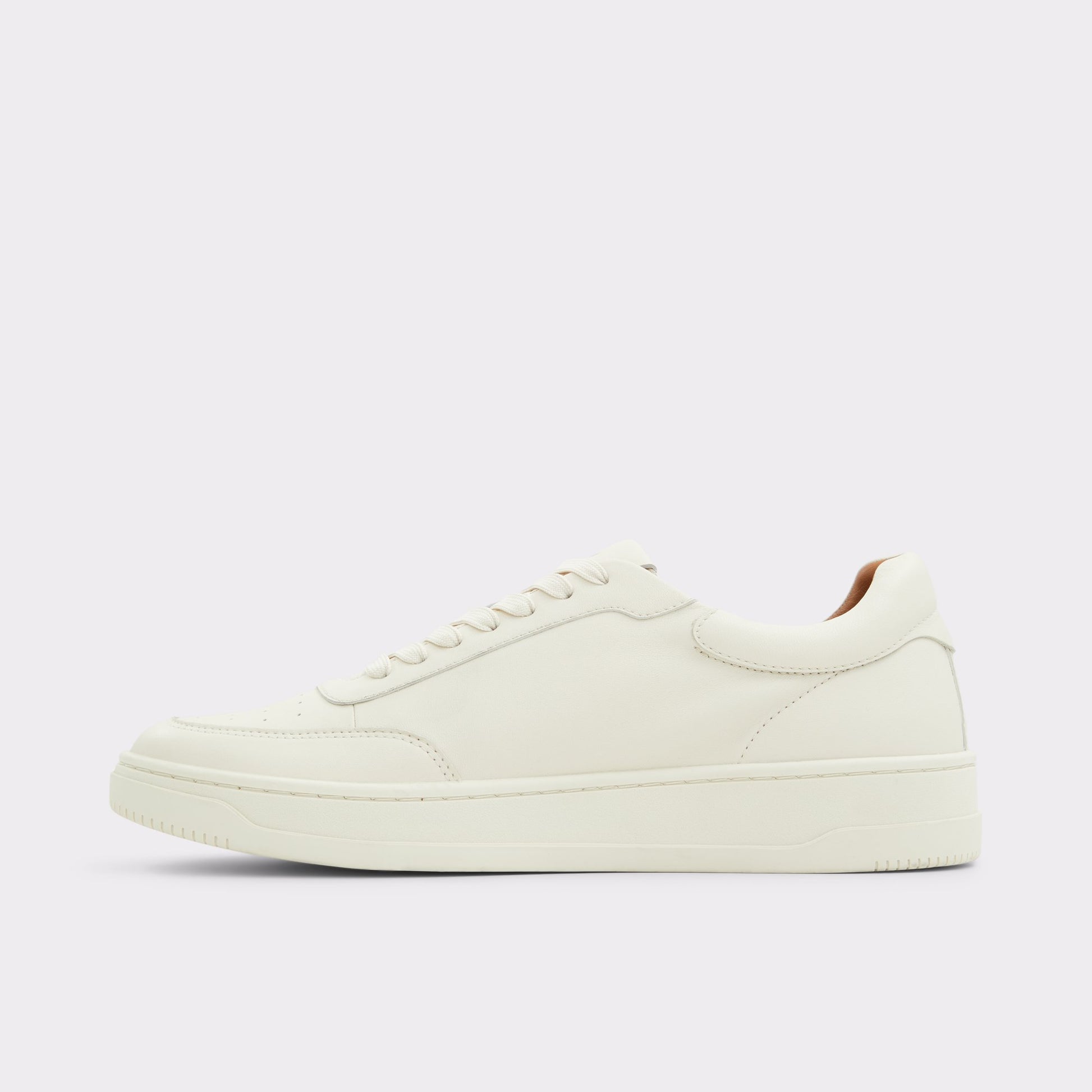 Side view of Natural Baseliner Low top sneaker