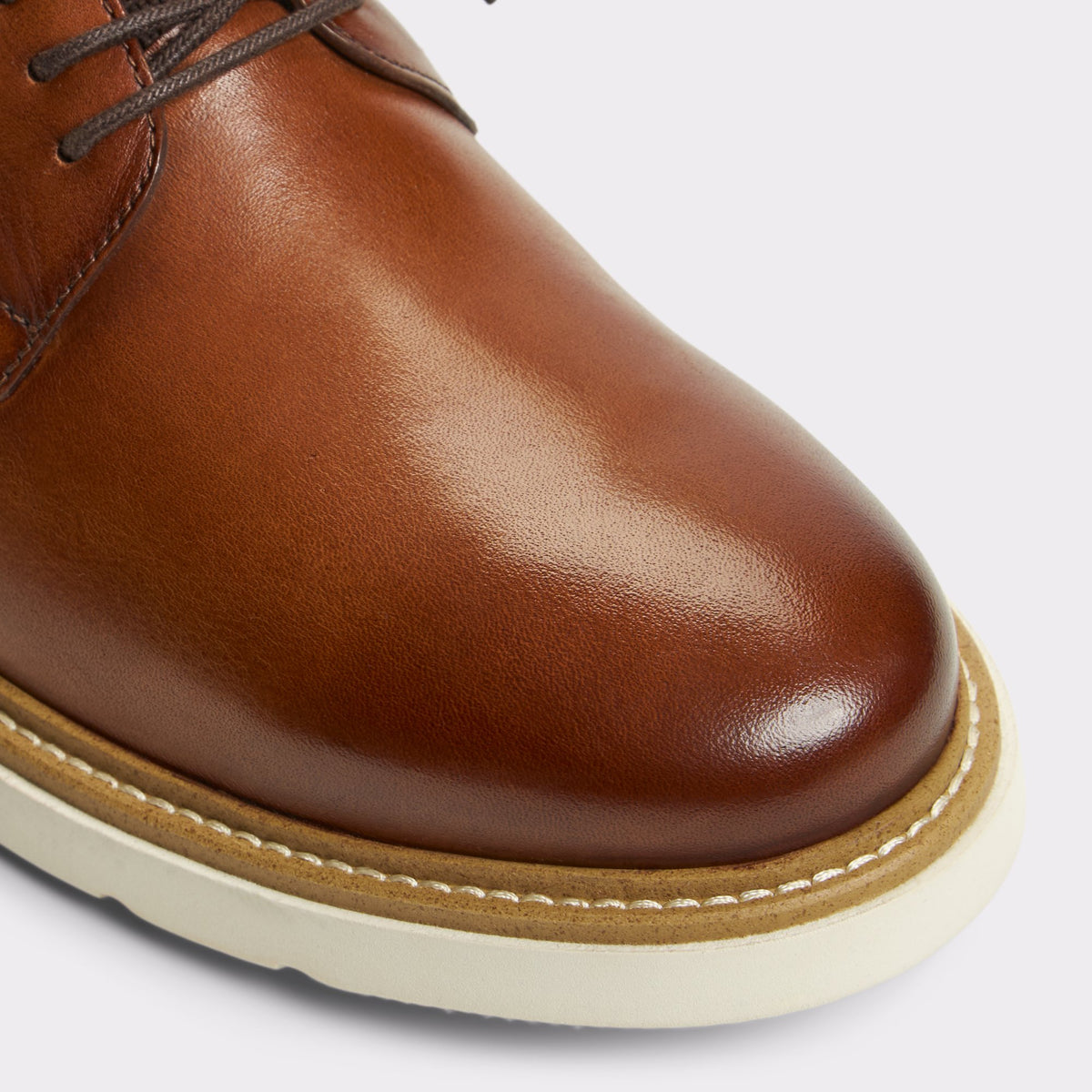 Gros plan de la Cognac Spieth Chaussure Oxford