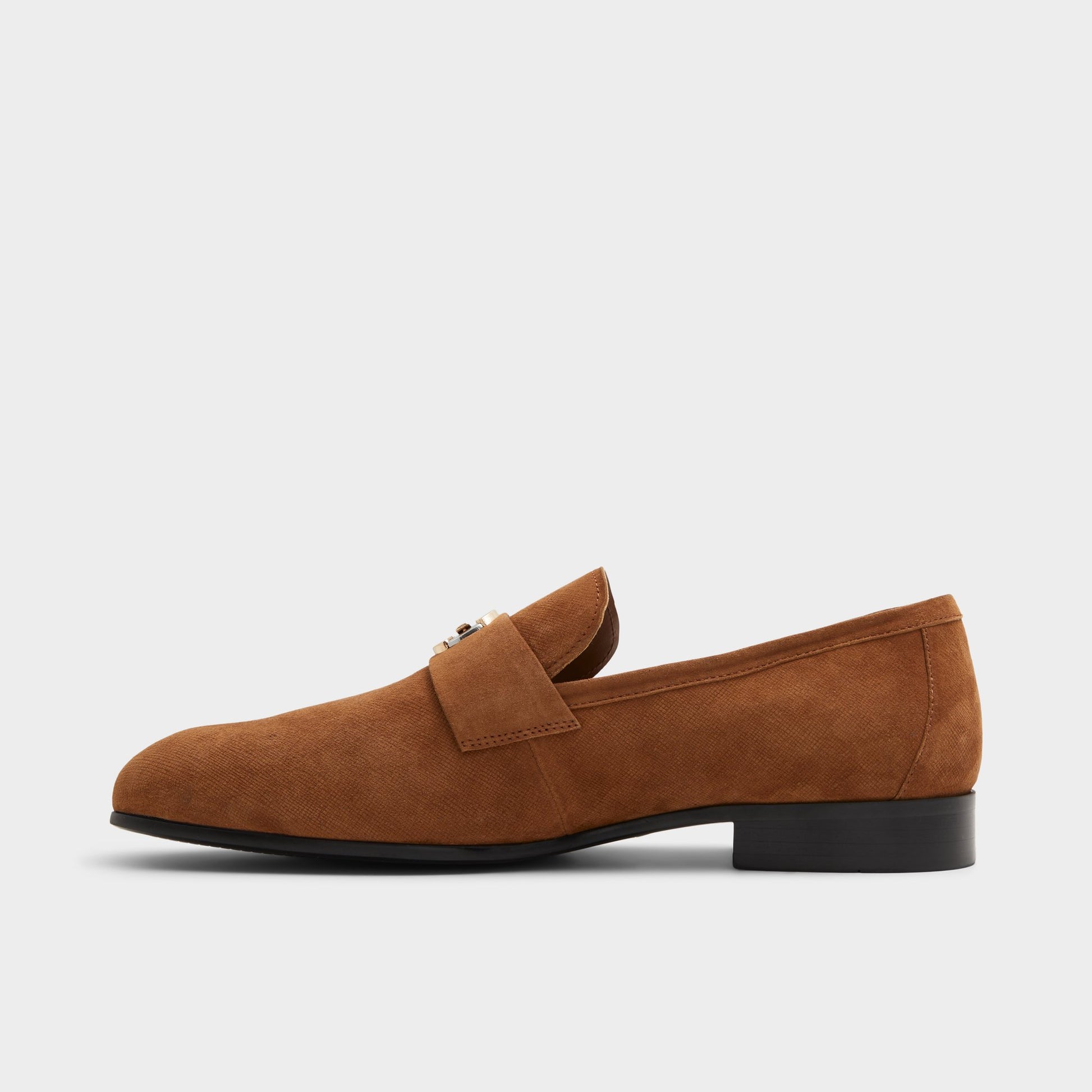 Side view of Cognac Montecarlo Loafer
