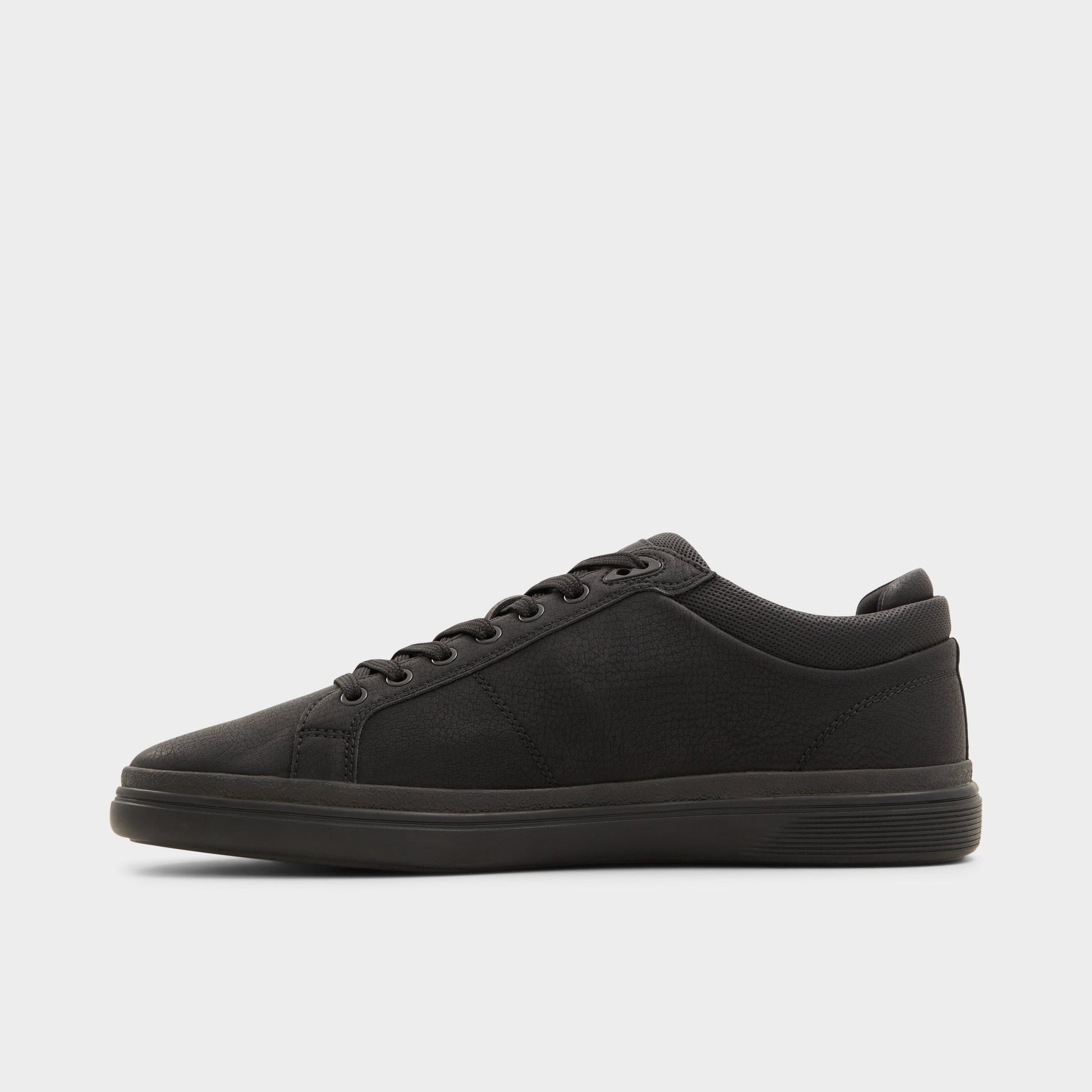 Side view of Black/Black Finespec Low top sneaker