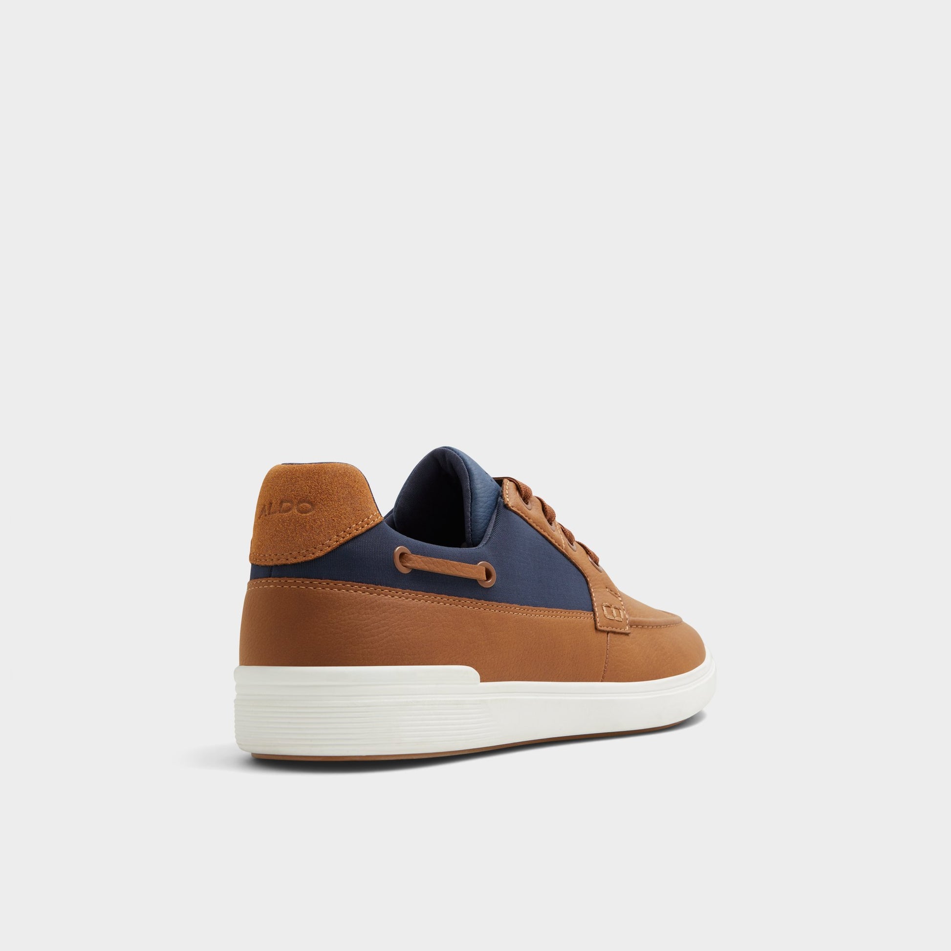 Three-quarter angle of Cognac Tazz Low top sneaker's back side