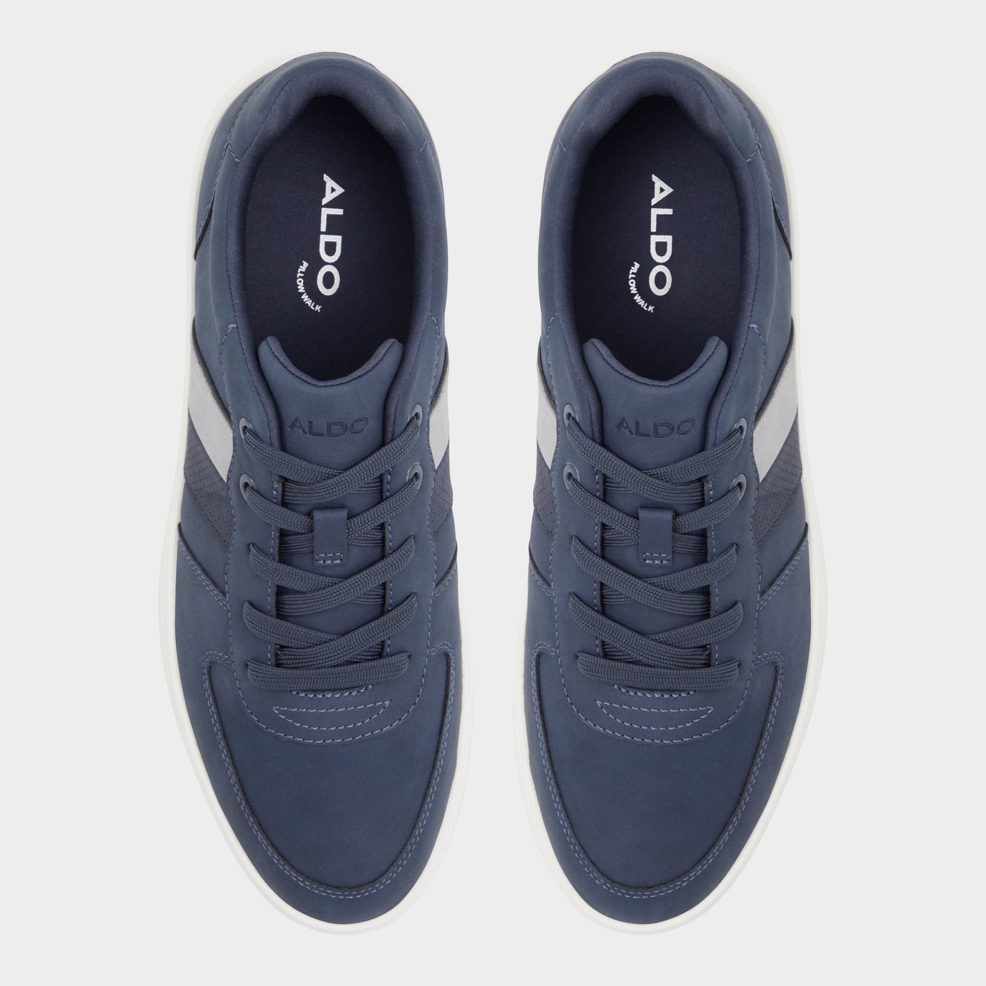 Top-down view of the Navy Morrisey Low top sneaker