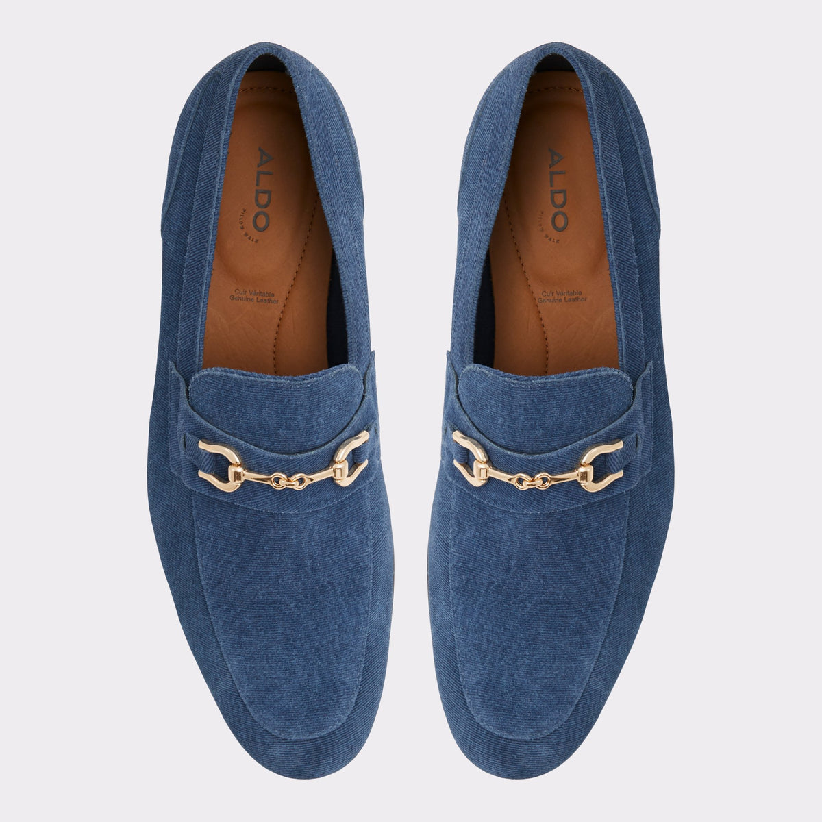 Top-down view of the Open Navy Marinho Loafer
