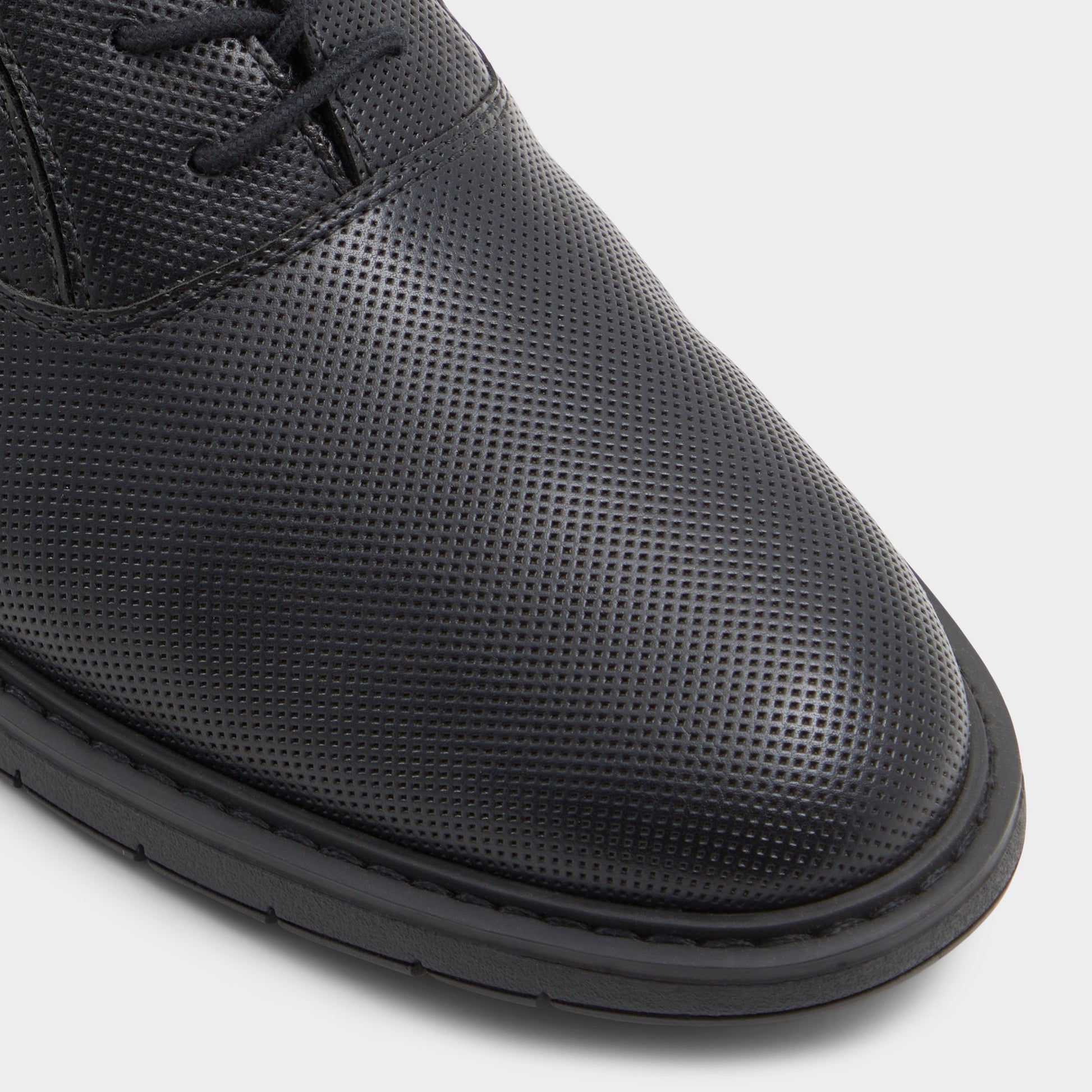 Close-up of the Black Waylen Oxford shoe