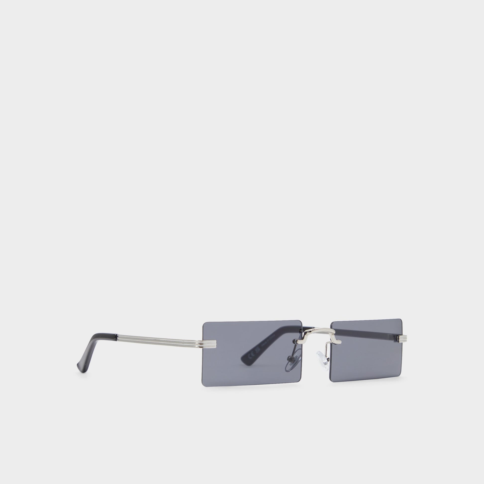 Product media for Votsi